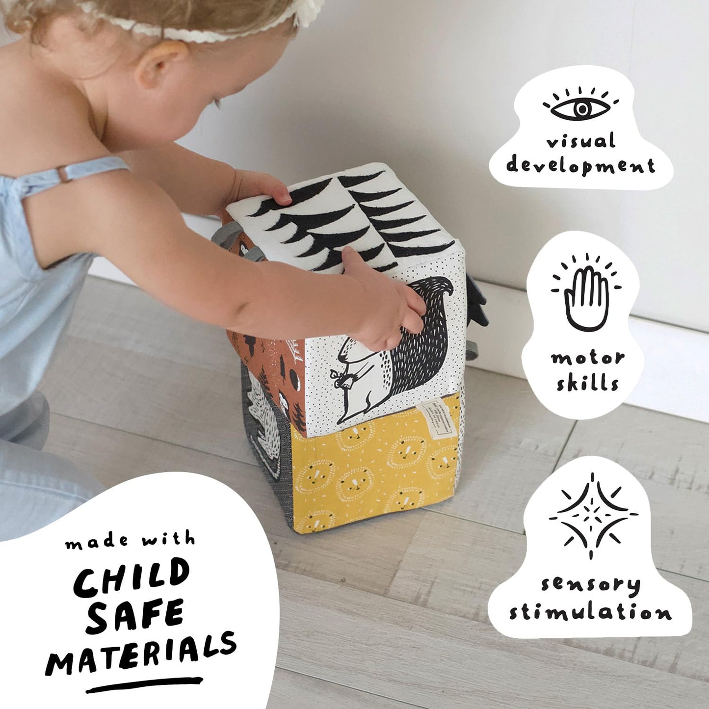 Wee Gallery Soft Block, Baby Sensory Toy with High-Contrast Graphics, Organic Soft Fabric Soft Blocks, Crinkle Flap and Textures, Tummy Time Activity for Babies and Toddlers - Jungle