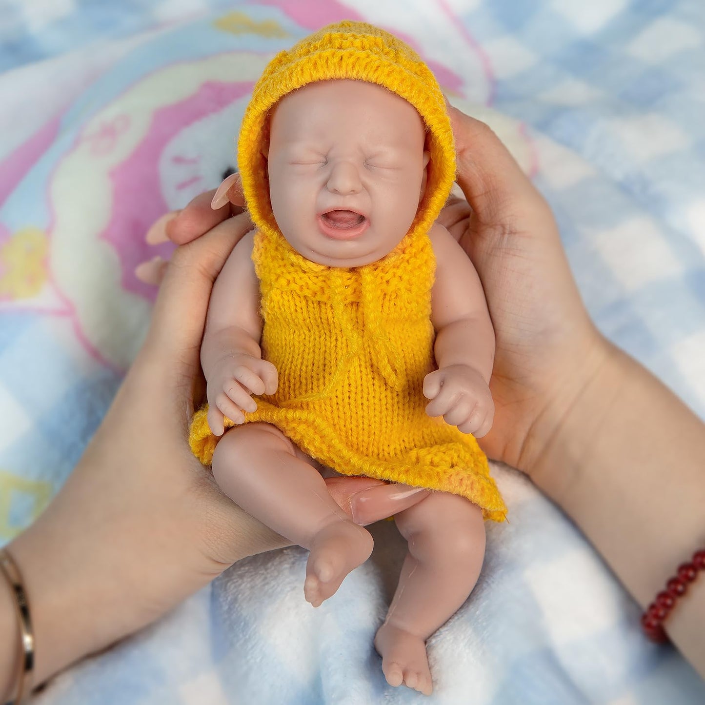 IVITA 8 inch Crying Mini Silicone Baby Dolls Weep Tiny Babies Washable Reality Babe Lifelike Realistic Infant with Feeding Kit & Gift Box
