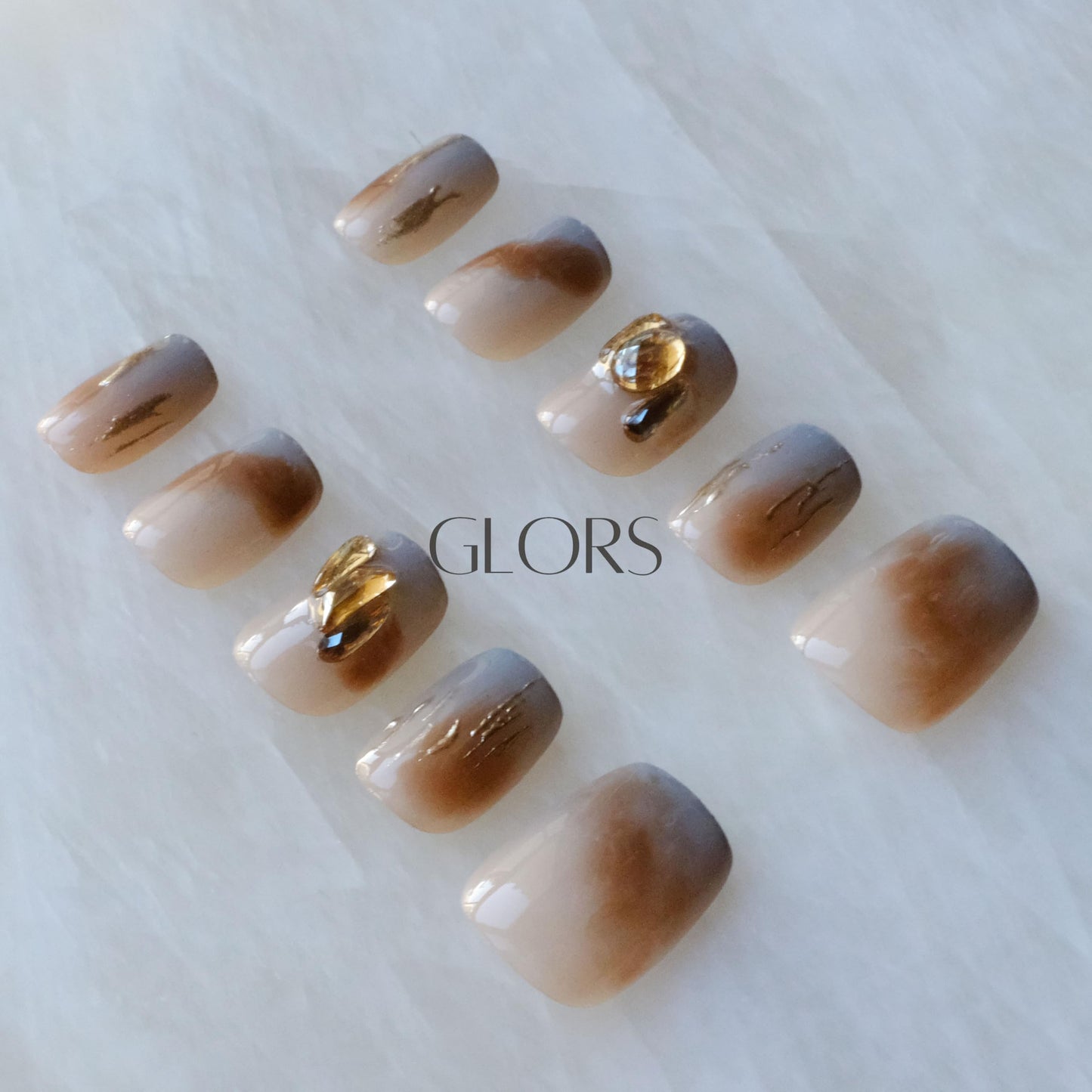 [GLORS] Purely Handmade Press On Nails | Mist Forest - Gradient High-end Elegant Wearable Fake False Nails | Salon Quality in Short Square 10 pieces(XS, SS)