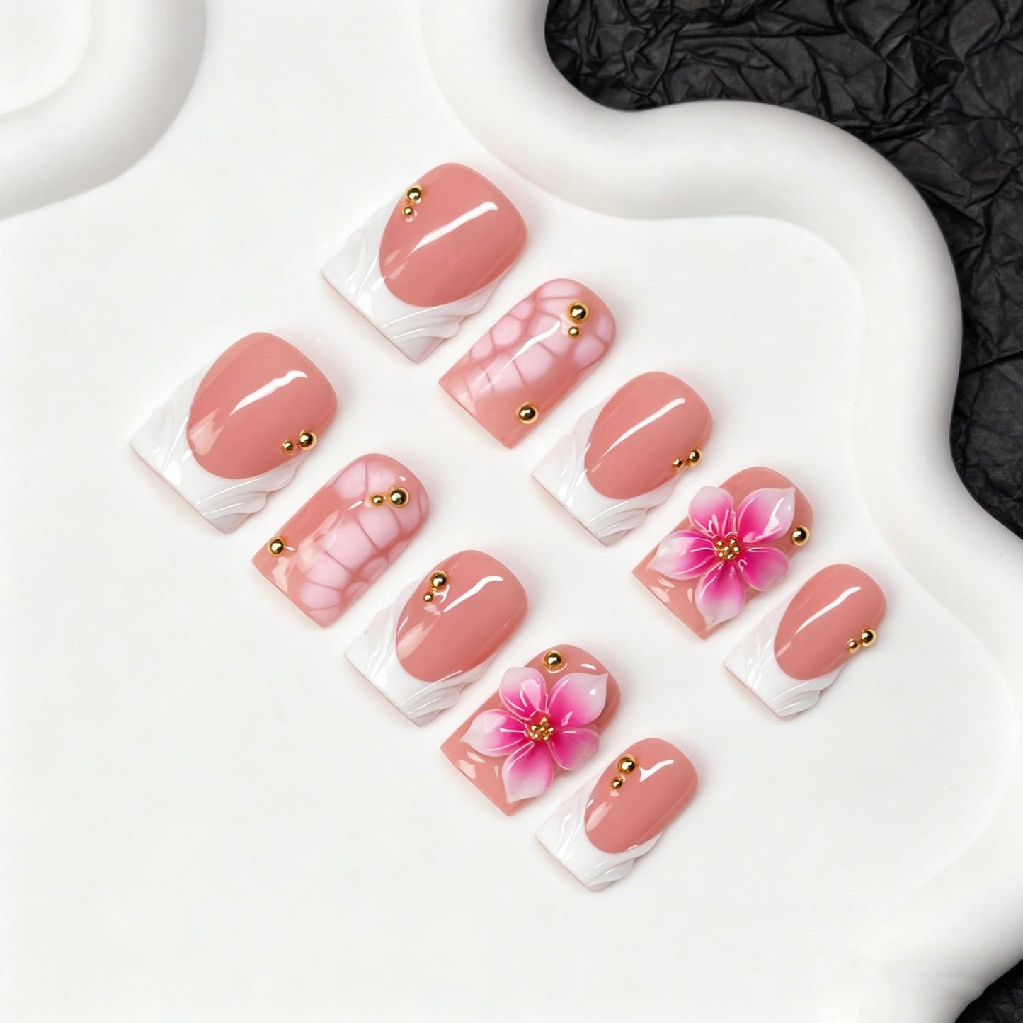Press on Nails Handmade 3D Pink White Gradient Flower False Nails Short Square Fake Nail Glossy White French Tip Elegant Floral Style Thick Acrylic Nail Salon Quality Stick on Nails for Women (M)