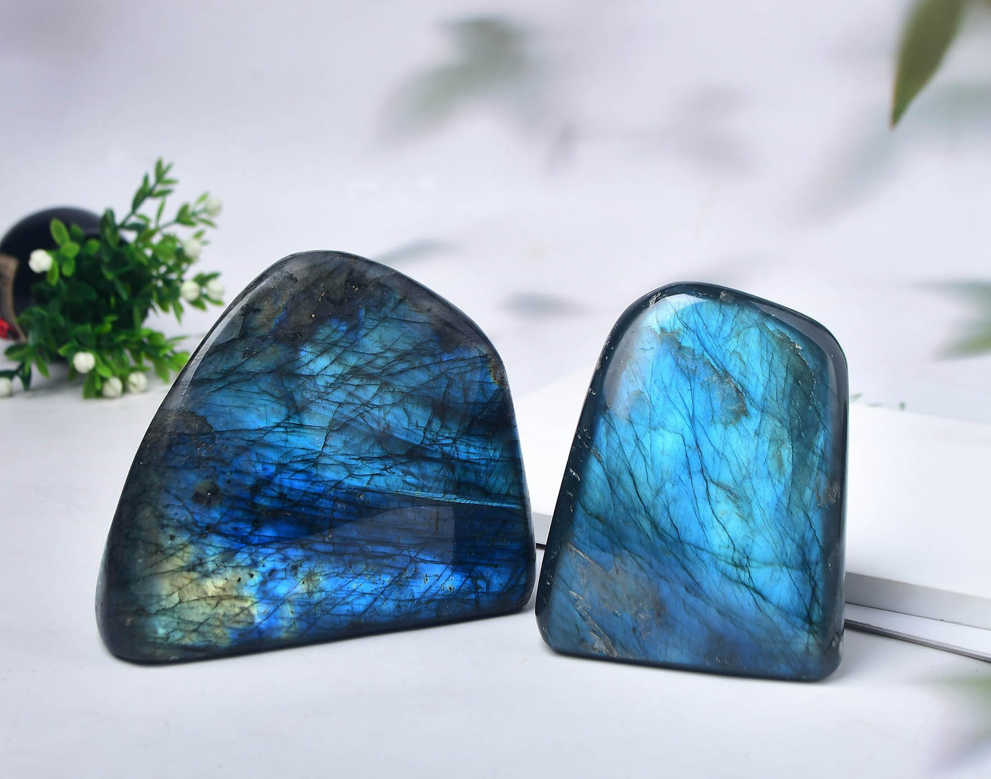 FZBHRO Large Labradorite Rock Polished Slab Block Healing Crystal Stone for Meditation Gift Home Decor 1.7-2.2 Pound