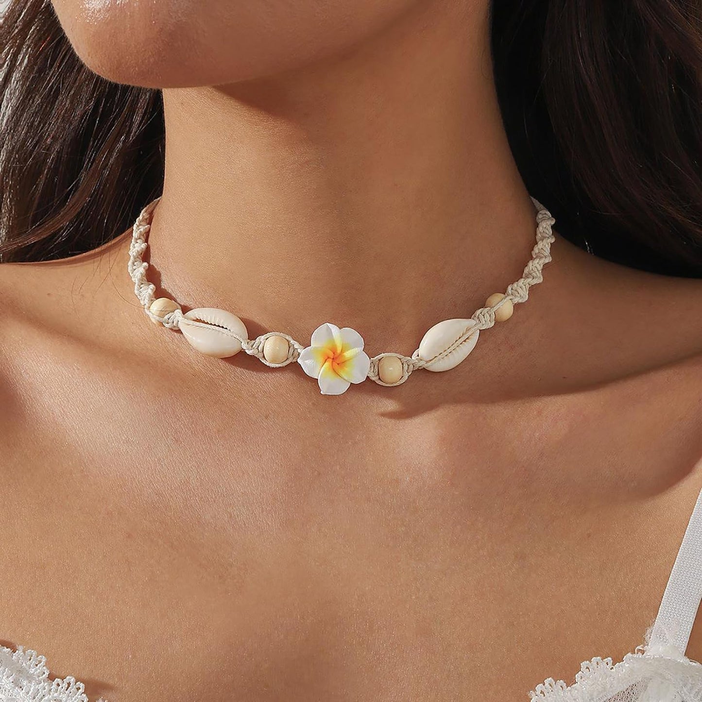 Nackiy Handmade Sea Shell Necklace Choker For Women Summer Adjustable Natural Shell Collar Necklace (White Flower)