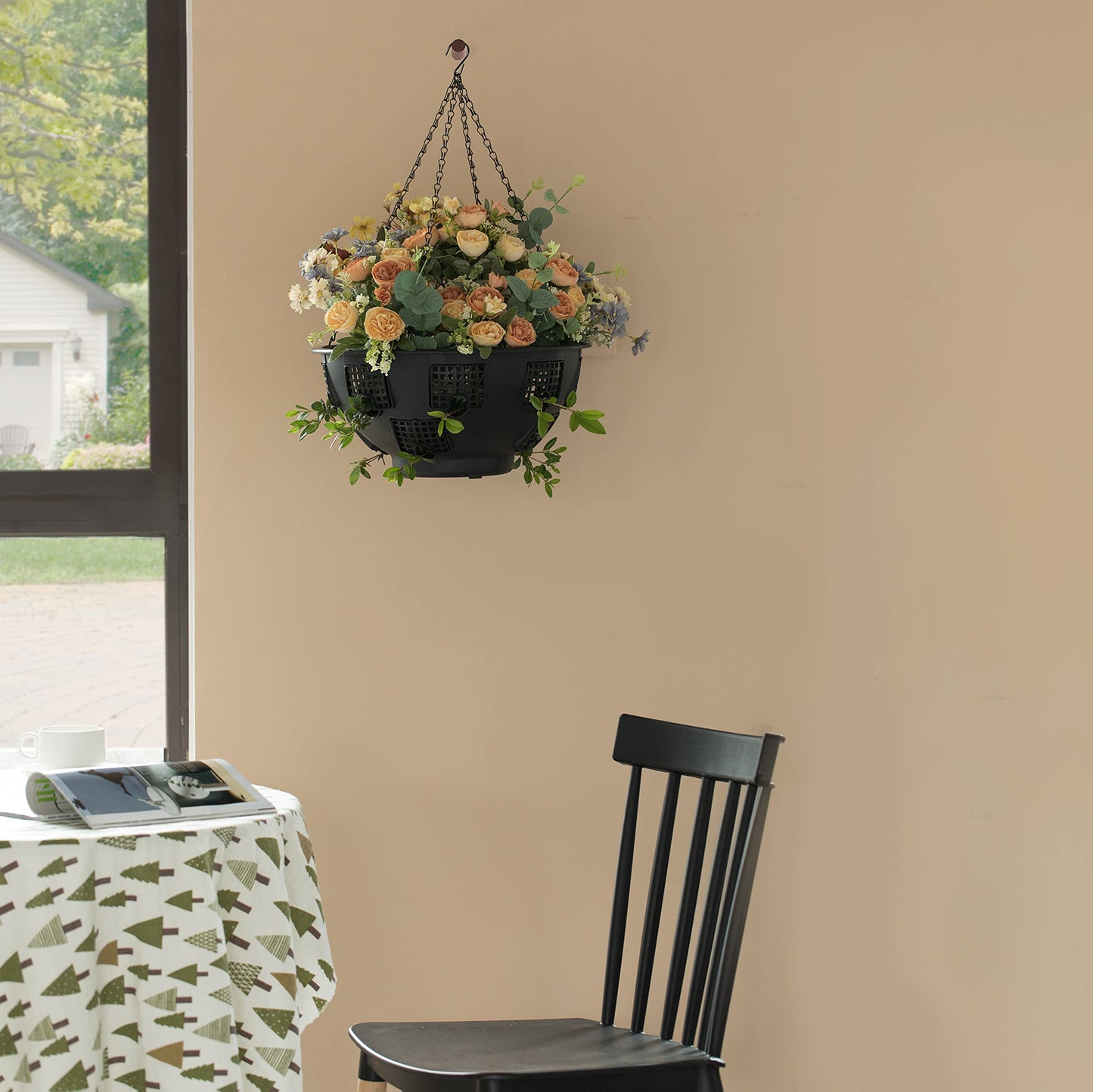 Gardenised Durable Plastic Lace Ultimate Hanging Baskets Tomato, Flower, and Herb Outdoor Flower Planter, Black