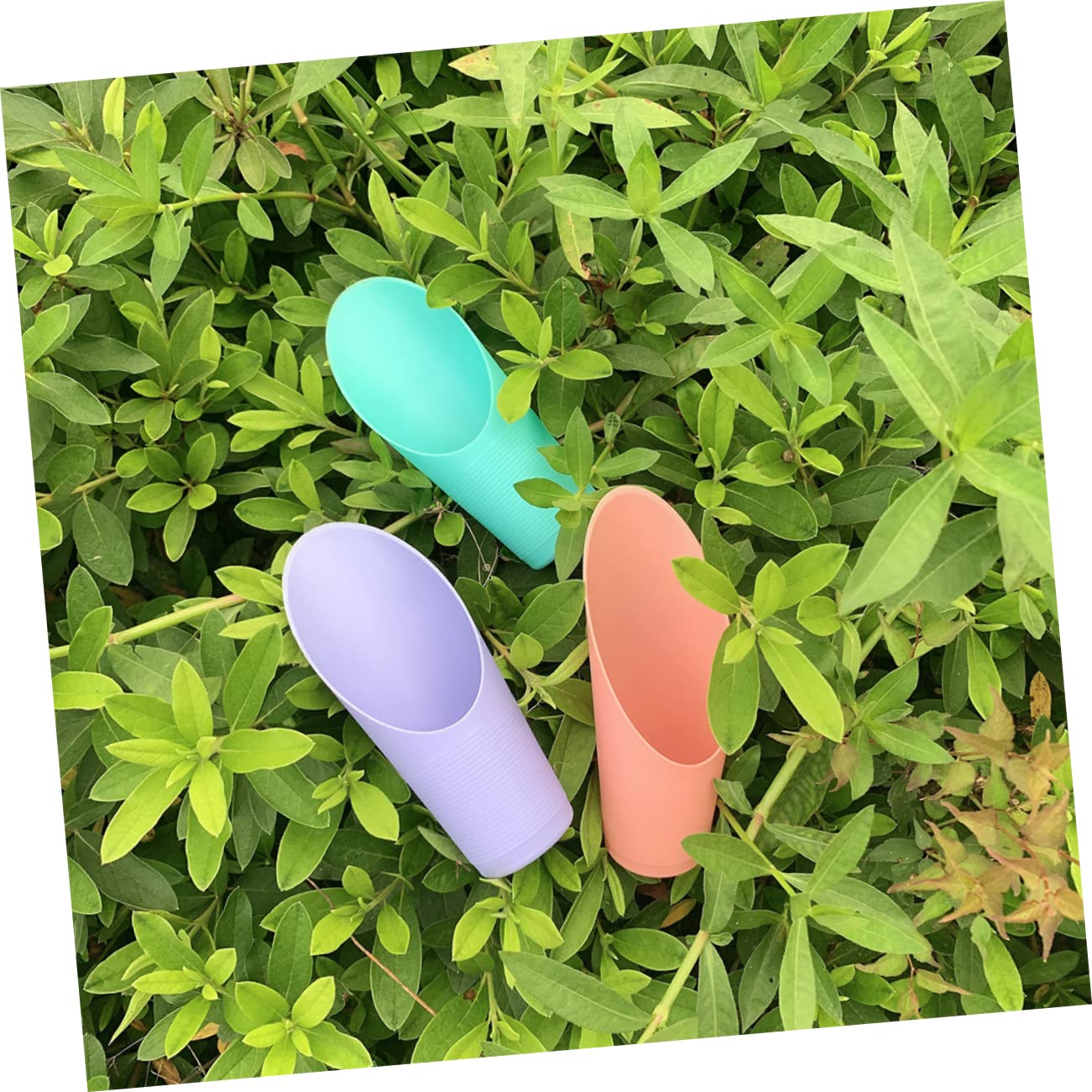 Kisangel 12pcs Plastic Potting Scooper Succulent Plants Scoop Small Plastic Scoop for Garden Bonsai Tool for Gardening Shovels Random Color