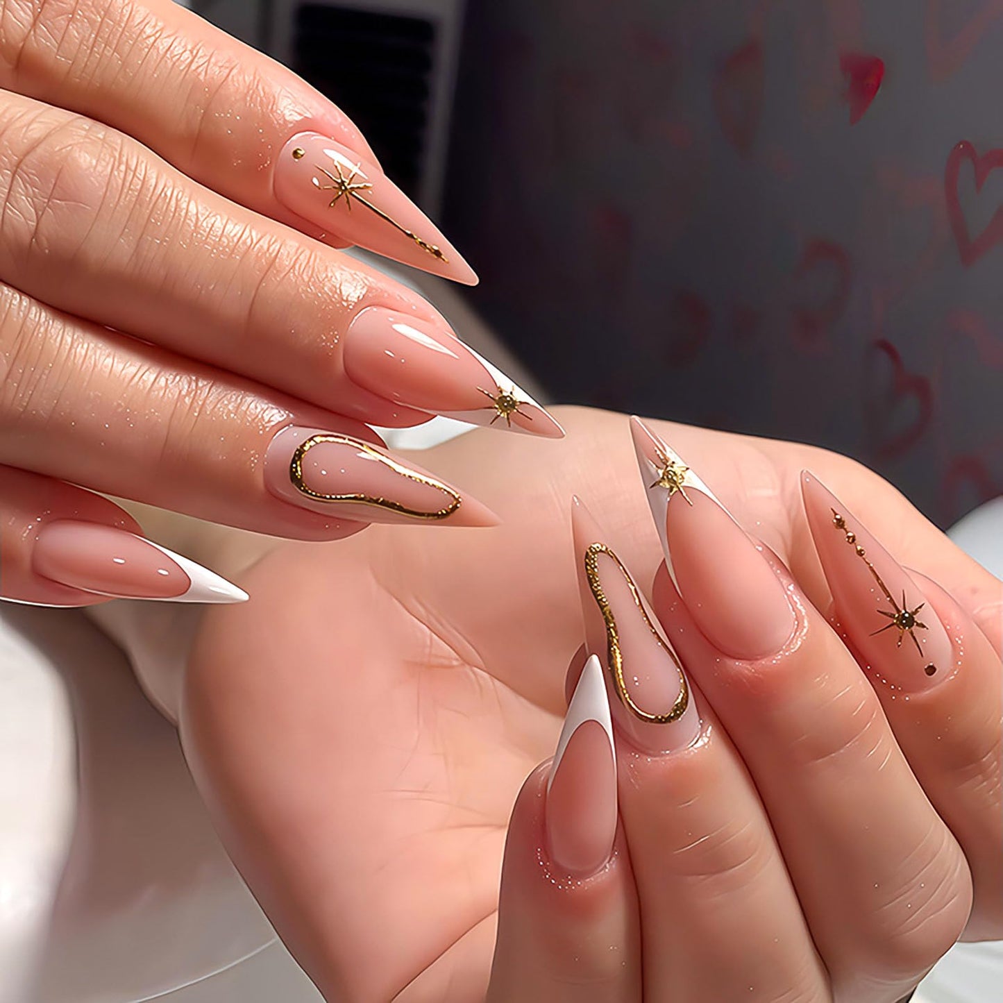 RUOKEXIN Long Stiletto Press on Nails French Tip Fake Nails Pink False Nails with Gold 3D Star Designs Almond Nail Press ons Sparkly Artificial Nails for Women 24Pcs