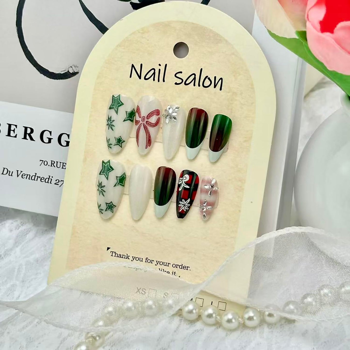 24pcs French Tip Press on Nails Medium Almond Fake Nails with 3d Snow Rhinestones Designs False Nails Christmas Glue on Nails Winter Snowflake Full Cover Artificial Stick on Nails Decoration for Women