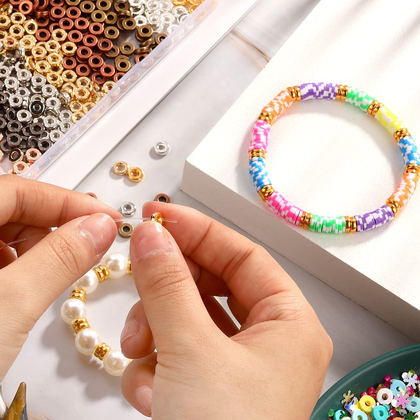 800 Pcs 6mm Flat Spacer Beads for Jewelry Making, Rondelle Disc Beads Bulk, Gold & Mixed Color Bead Spacers for Bracelets Necklaces DIY Crafts(Mixed Color)