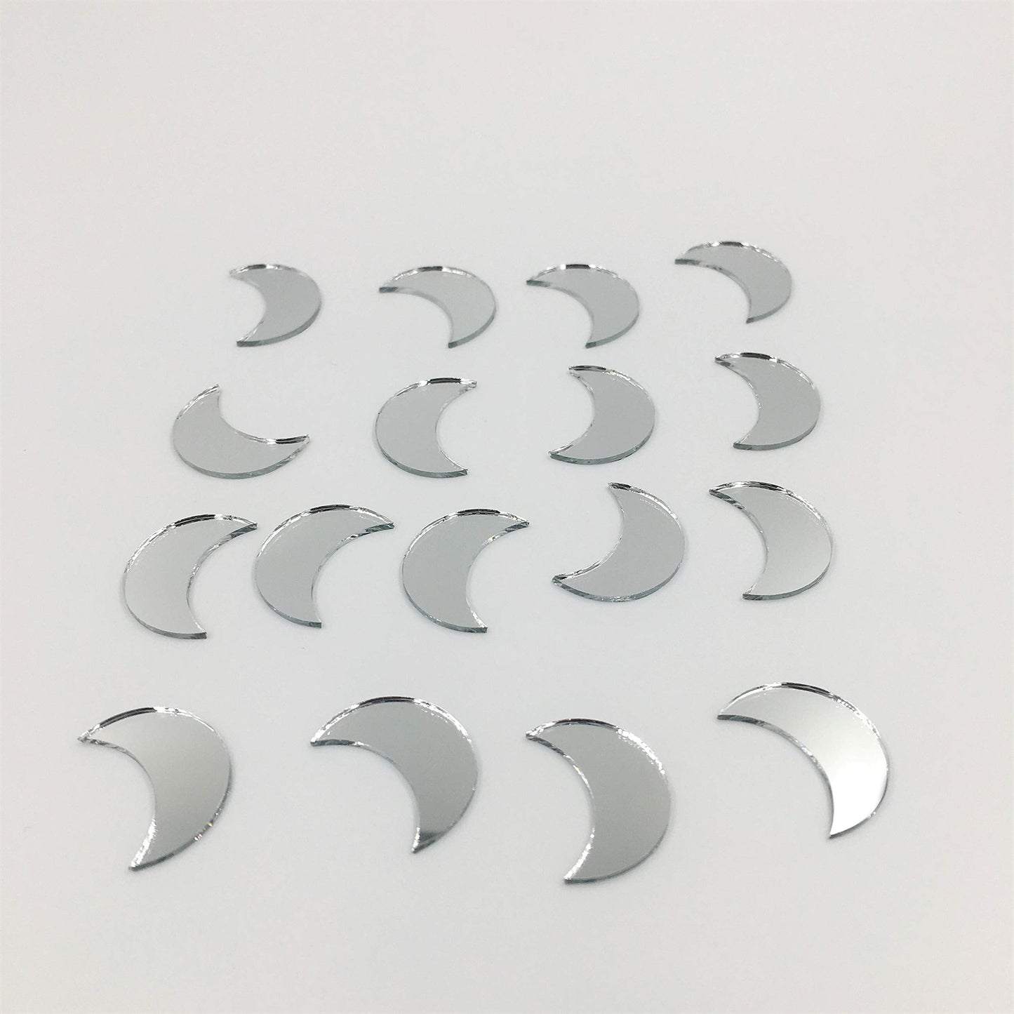 NUO RUI 3/4'' Semi Sphere Half Moon Shaped Mirror Mosaic Tiles Craft Mirrors Bulk 100 Pieces for Craft Projects and Sheesha Embroidery