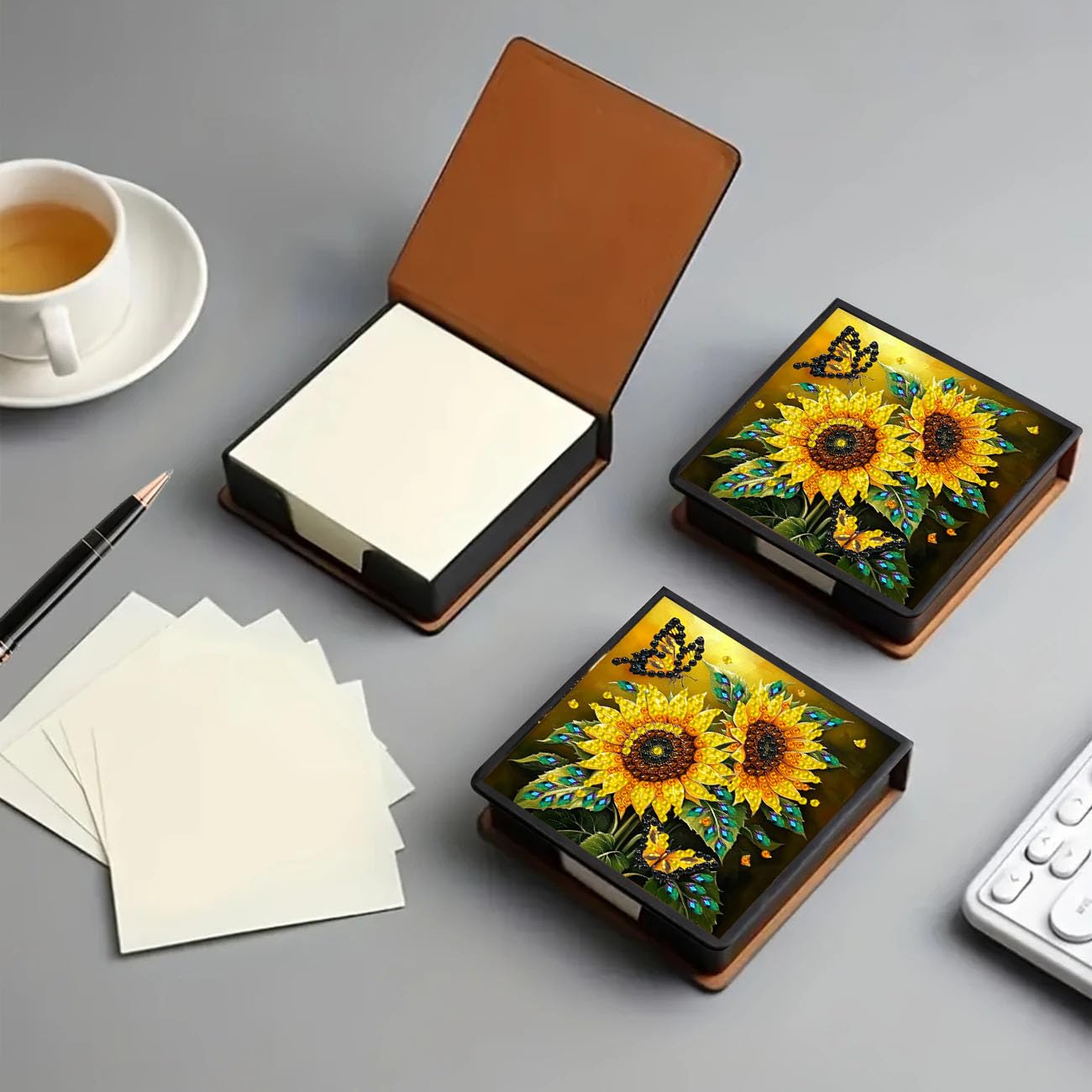 DIY Sunflower Diamond Painting Note Box, Diamond Art PU Sticky Note Holder with 160 Memo Papers, Office Decor and Storage Box,Handcrafted Gift for Adults