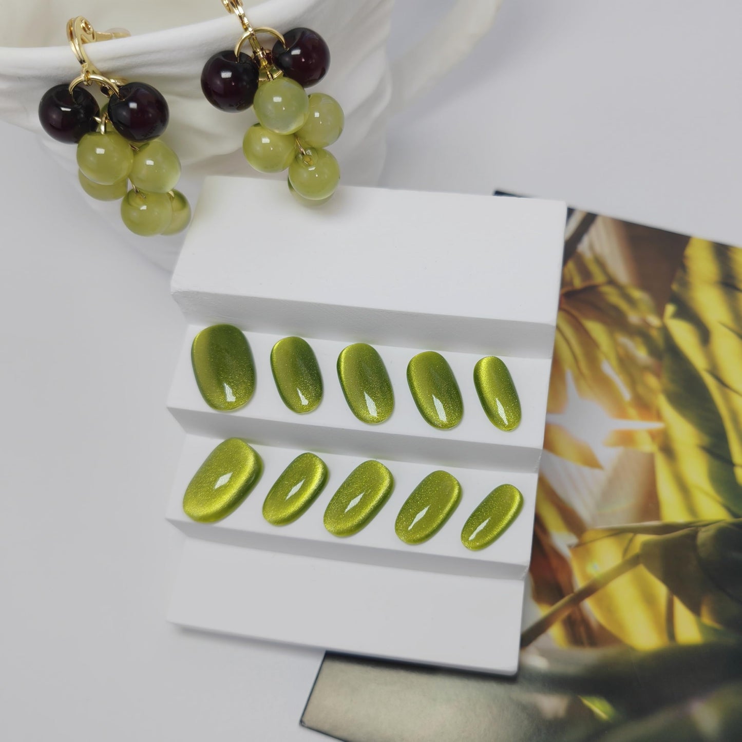 Cat Eye Press on Nails Handmade Short Oval/Square/Round False Nails with French Tip/Aurora/Magnetic Shimmer Designs (Side#Lettuce, Small)