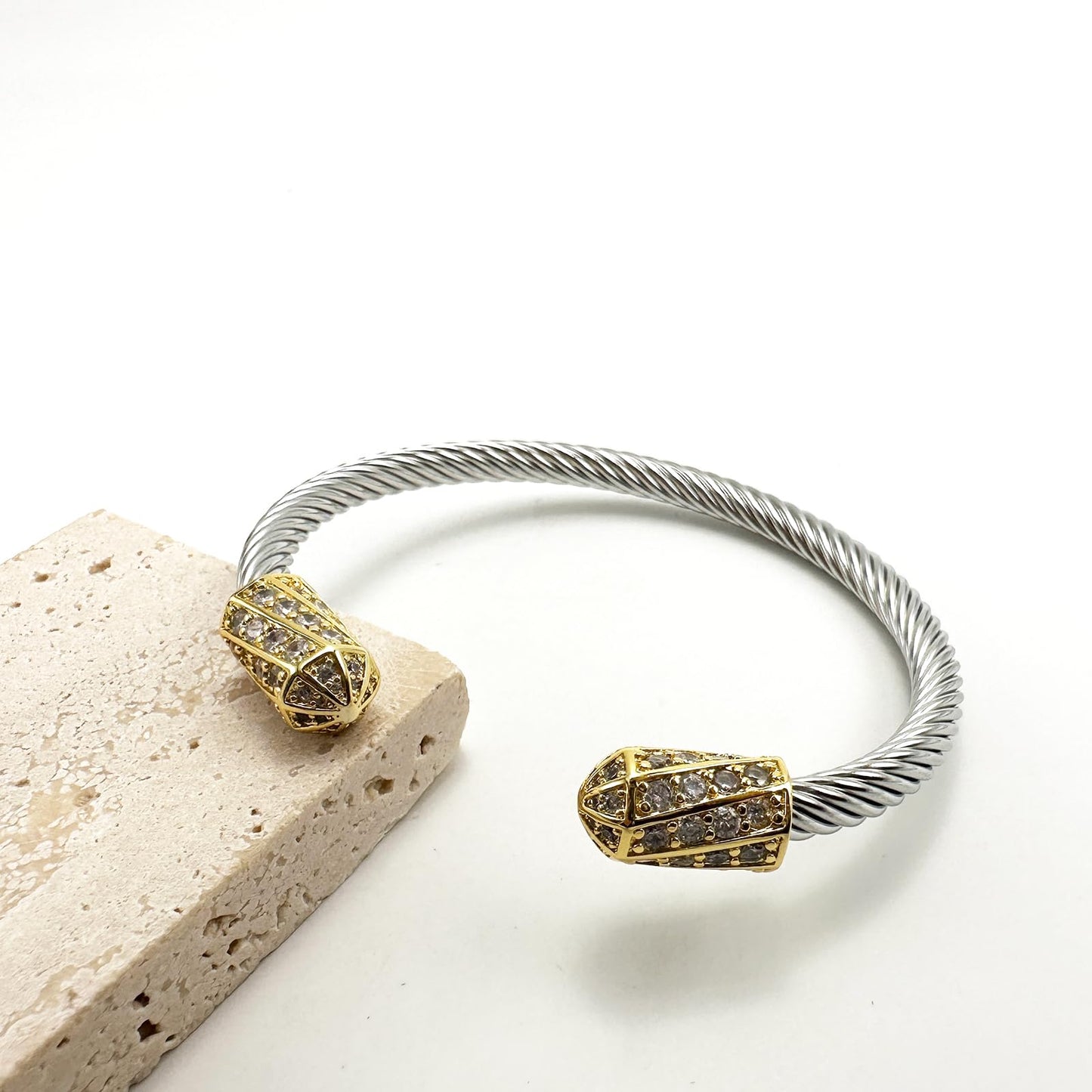 Exquisite Vintage Twisted Cable Cuff Bangle, Stainless Steel Bangle Bracelets for Women, Adjustable Bracelet with Cubic Zirconia