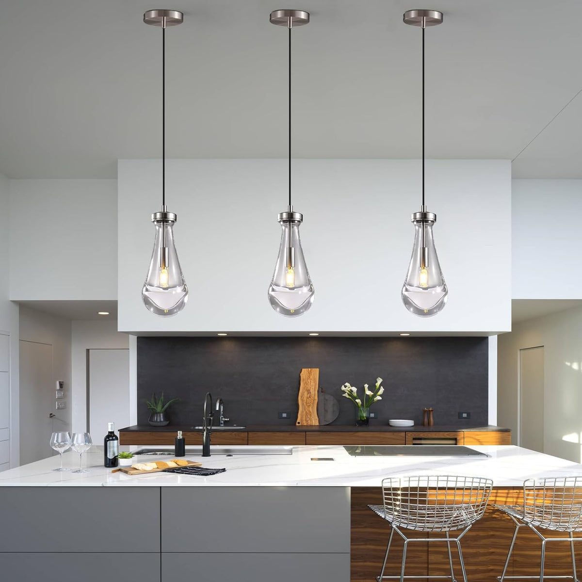 Modern Raindrop Pendant Lights, Kitchen Island Pendant Lights, Nickel Colored Brass Base Dining Room Light Fixture, and Interior Chandelier in The Living Room Hallway, Including The Bulb