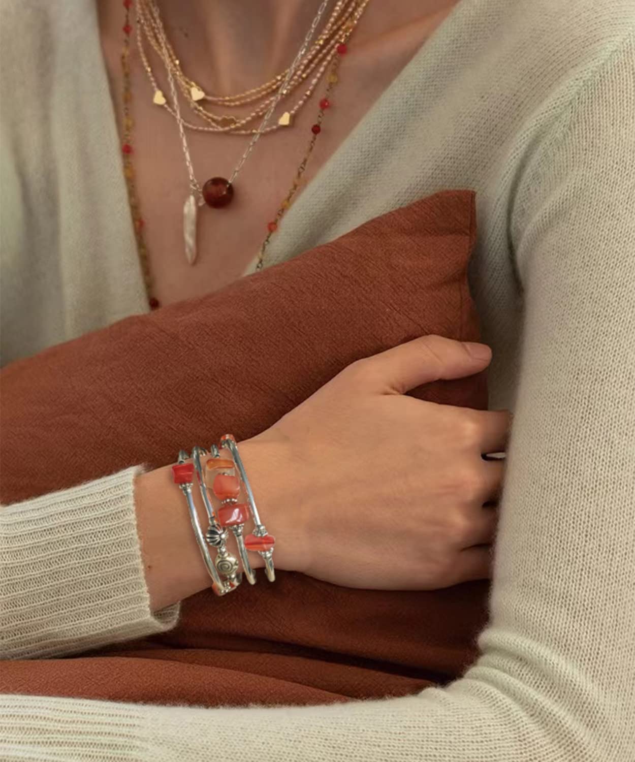 FULU AUTUMN Stone Silver Bangle Wrap Bracelet Boho Turquoise Crystal Chips Bead Bracelets Fashion Jewelry Birthday Gifts for Women(19-Red)