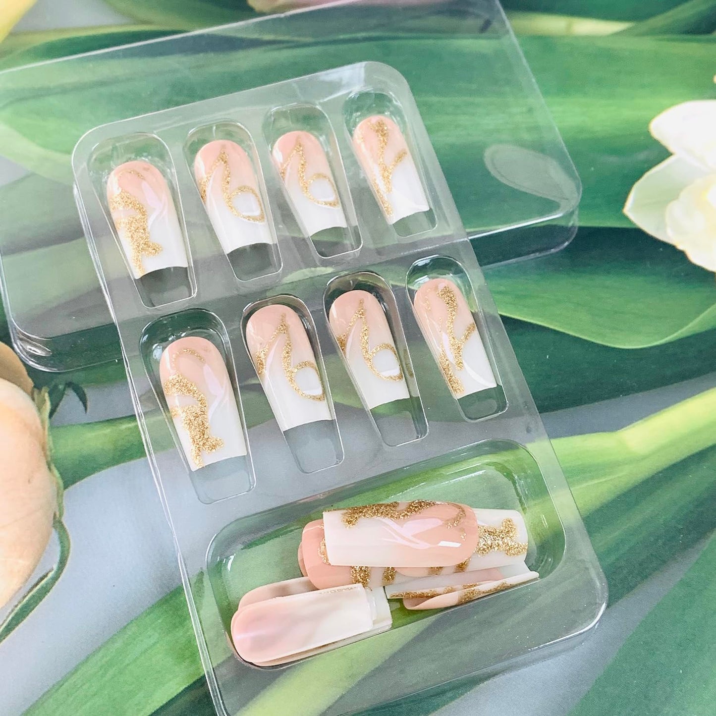 EYZOTSF Press on Nails Medium Square Shaped Acrylic Medium Square Shaped False Nails with Designs Artificial Short Coffin Fake Nails with Charms Glue ons Fingernails for Women Girls(CY1095)