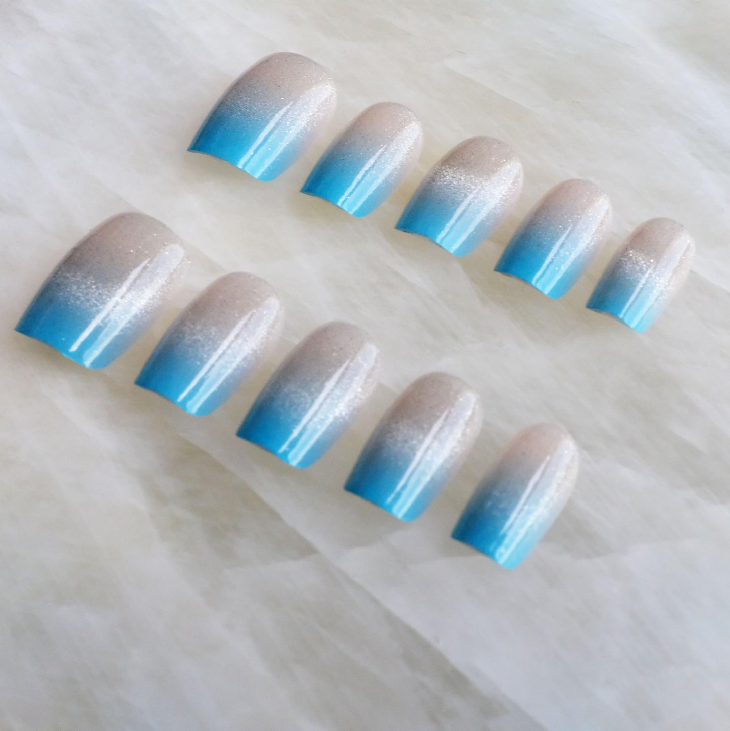Glossy Cat Eye Short Square Press-On Acrylic Gel Nails, Artificial Nail for Daily Wear 30 Pcs (Sky Blue, 30 pcs)