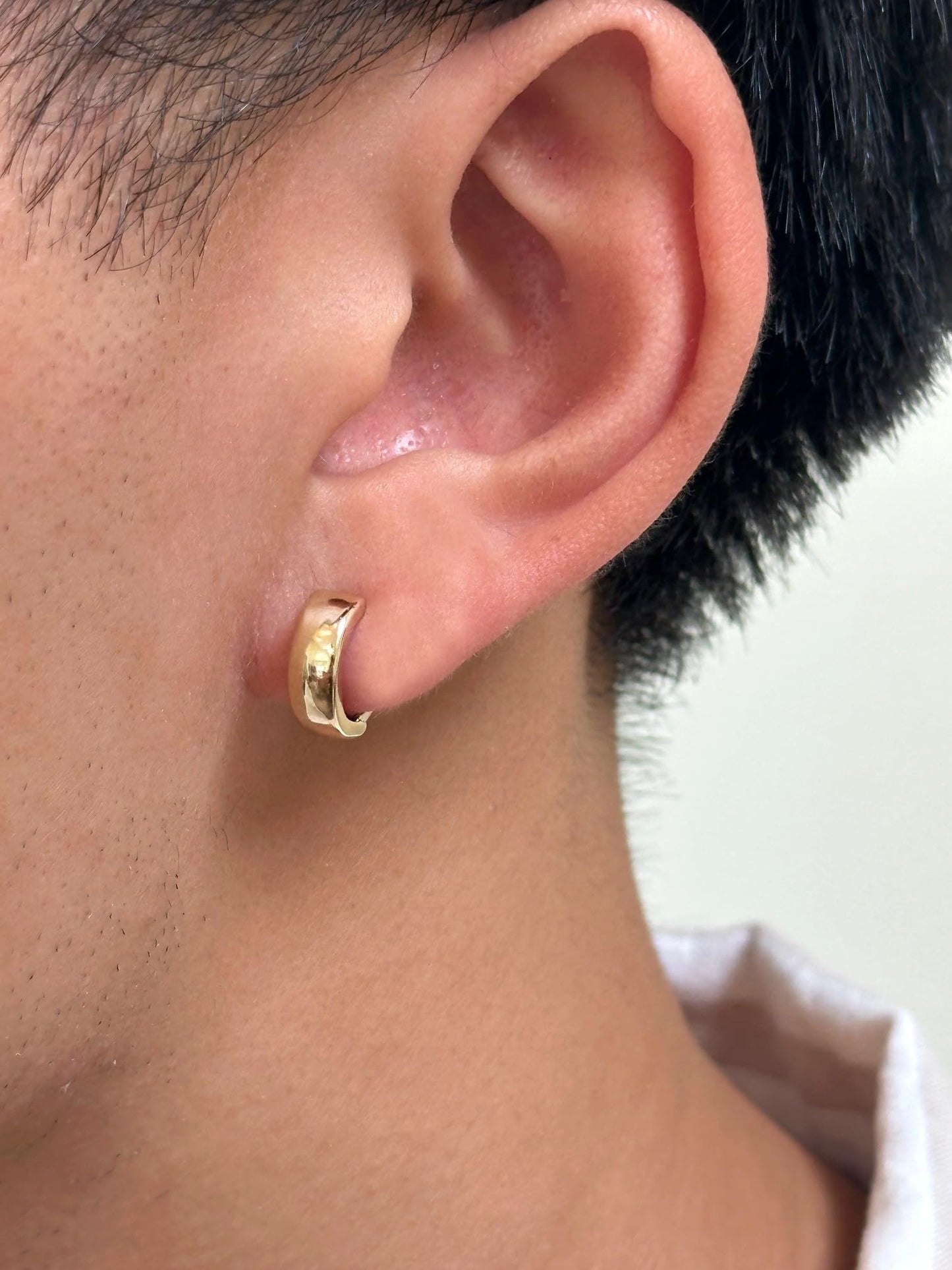 LooptyHoops 14K Yellow Gold Huggie Hoop Earrings, 0.5 Inch (13mm) Small Hoops, 5mm Wide Lightweight Everyday Earrings for Women & Men
