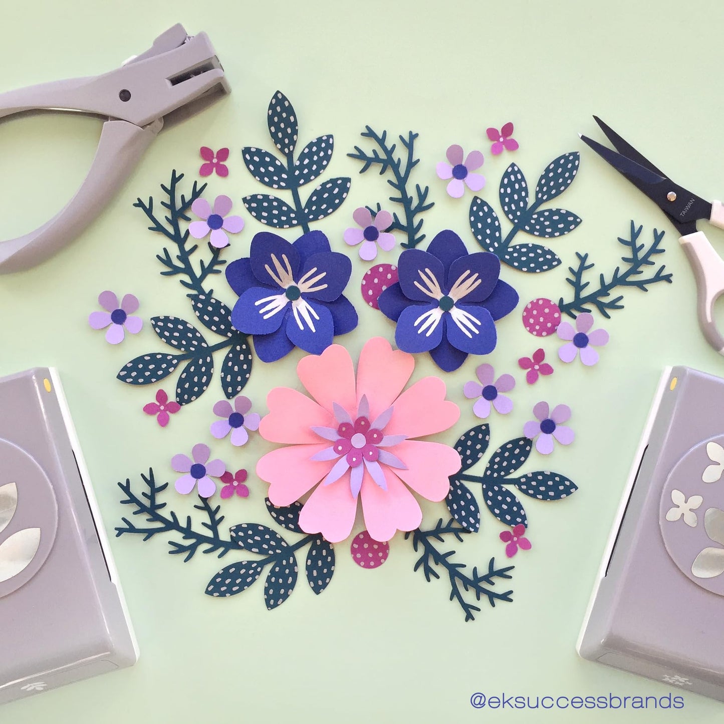 EK Tools Psn L Confetti Hydrangea 54-30328