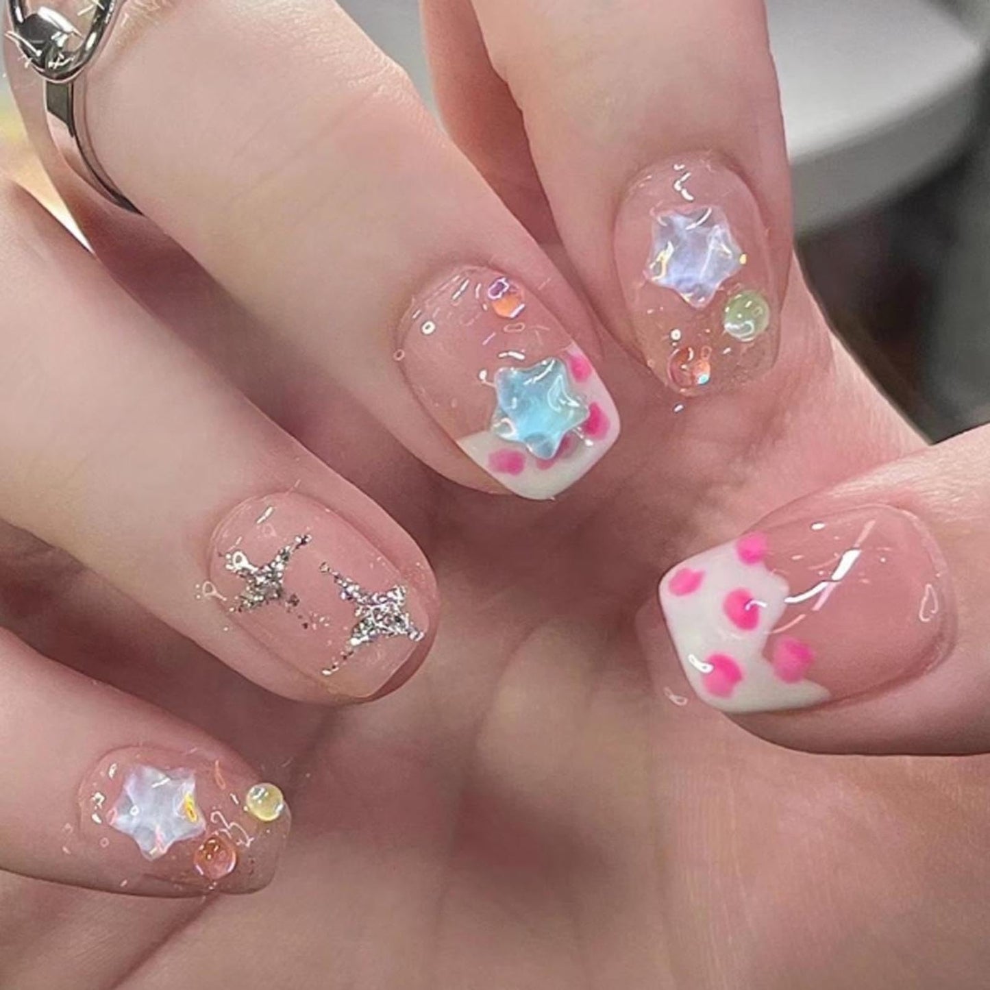 Hkanlre Short Press on Nails 3D Fake Nails Tips Full Cover Cute False Nails for Women and Girls 24PCS