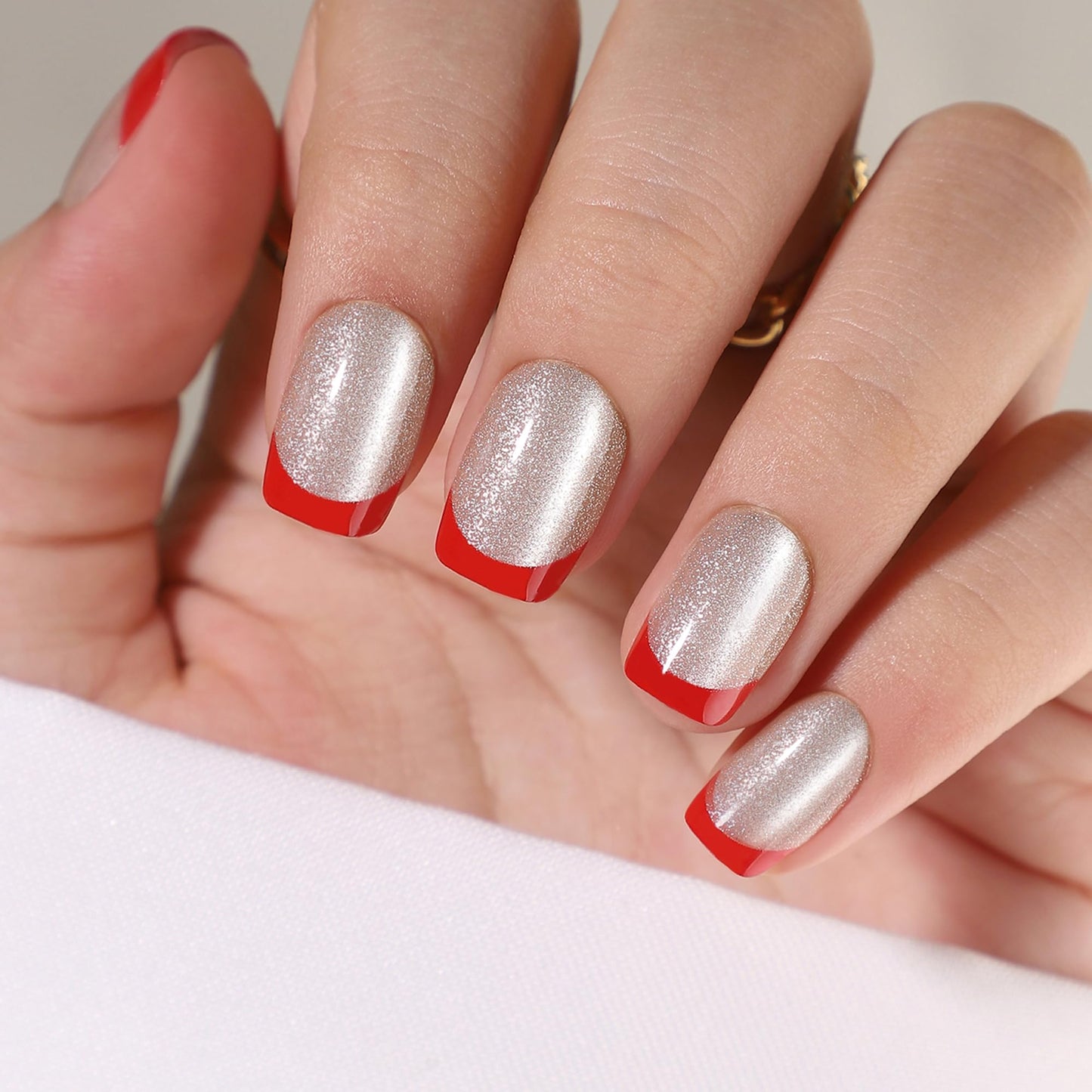 WAFOLOZE French Tip Press On Nails - Golden Cat's Eye Fake Nails with Red French Designs, Glue On Nails Short, Artificial Nails 16 Sizes - 32Pcs Reusable Soft Gel False Nails Tips Kit