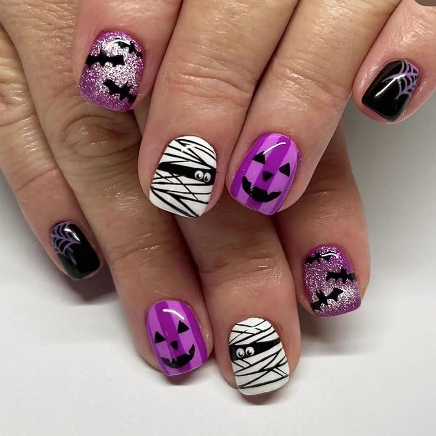 Halloween Press on Nails Short Square Fake Nails with Bat & Spider Web Designs Purple Gradient False Nail Sliver Glitter Stick on Nail Glue on Nails Bling Artificial Acrylic Nail for Women 24Pcs