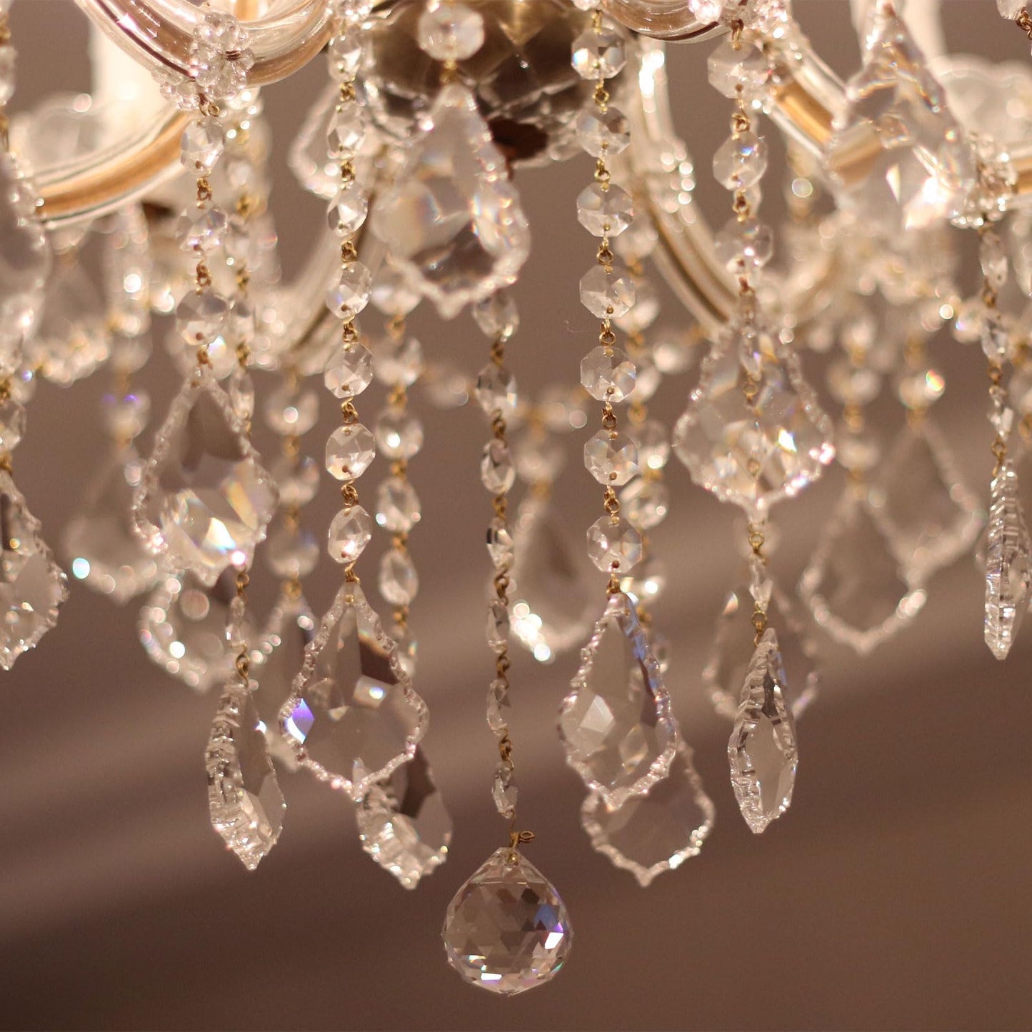 uxcell 5 Pcs Acrylic Crystal Garland Strands, Clear Crystal Beads Strands Chandelier Crystals Replacement Bead String Hanging for Wedding Decor, DIY Craft Jewelry (0.6m/1.97ft)