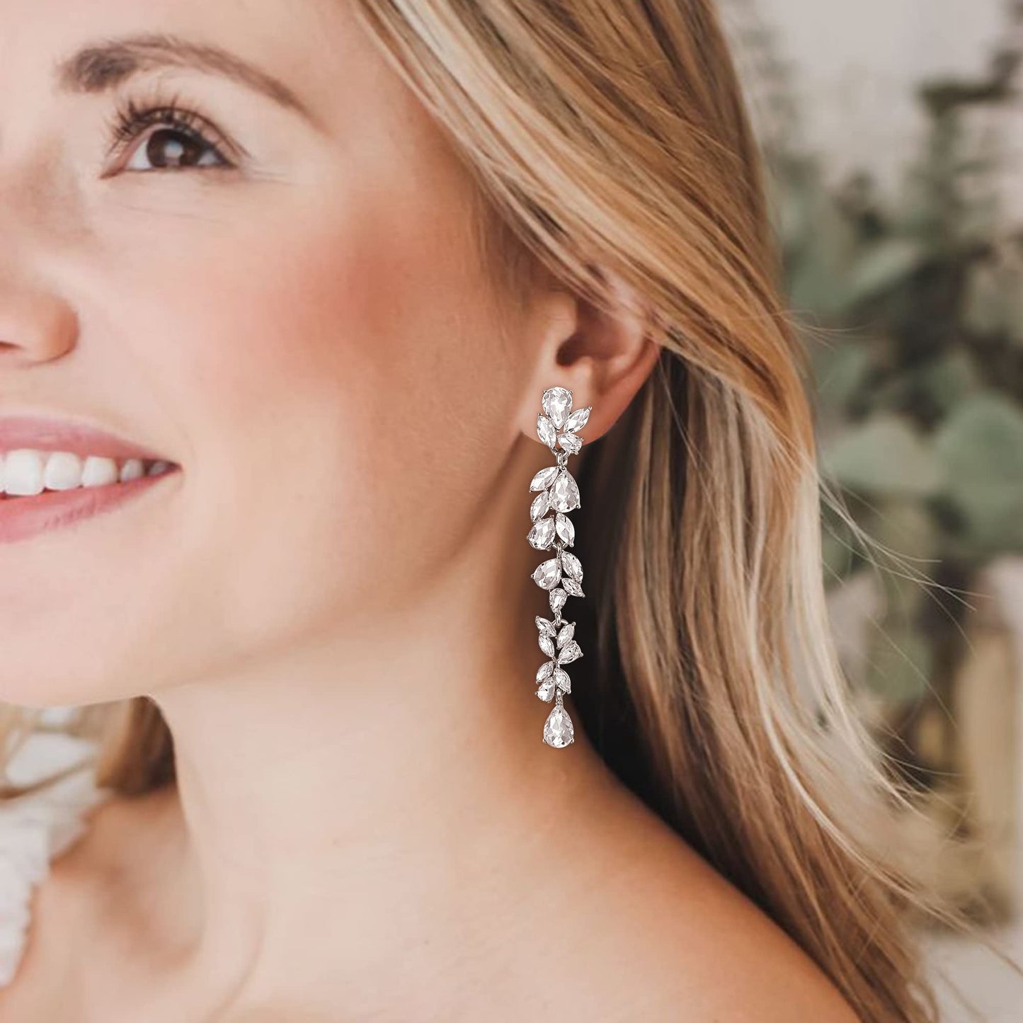 EVER FAITH Wedding Rhinestone Crystal Chandelier Earring for Women Brides, Art Deco Marquise Teardrop Bridal Long Dangle Drop Earrings for Prom Clear Silver-Plated-Base