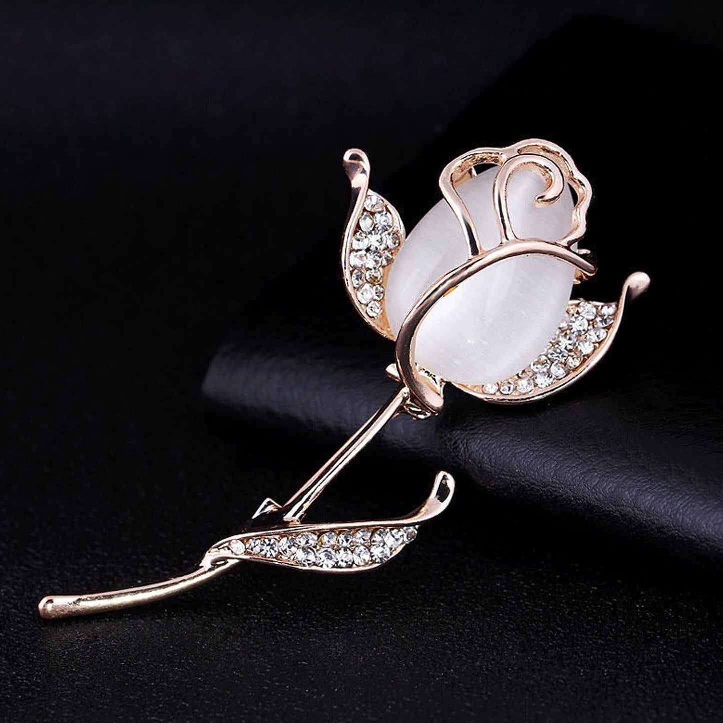 Rose Flower Crystal Brooches Pins Fashion Beautiful Created Rhinestone Pearl Floral Brooch Good Idea for Party Dance Wedding Banquet for Elegant Women Girl (Gold Rose Flower)