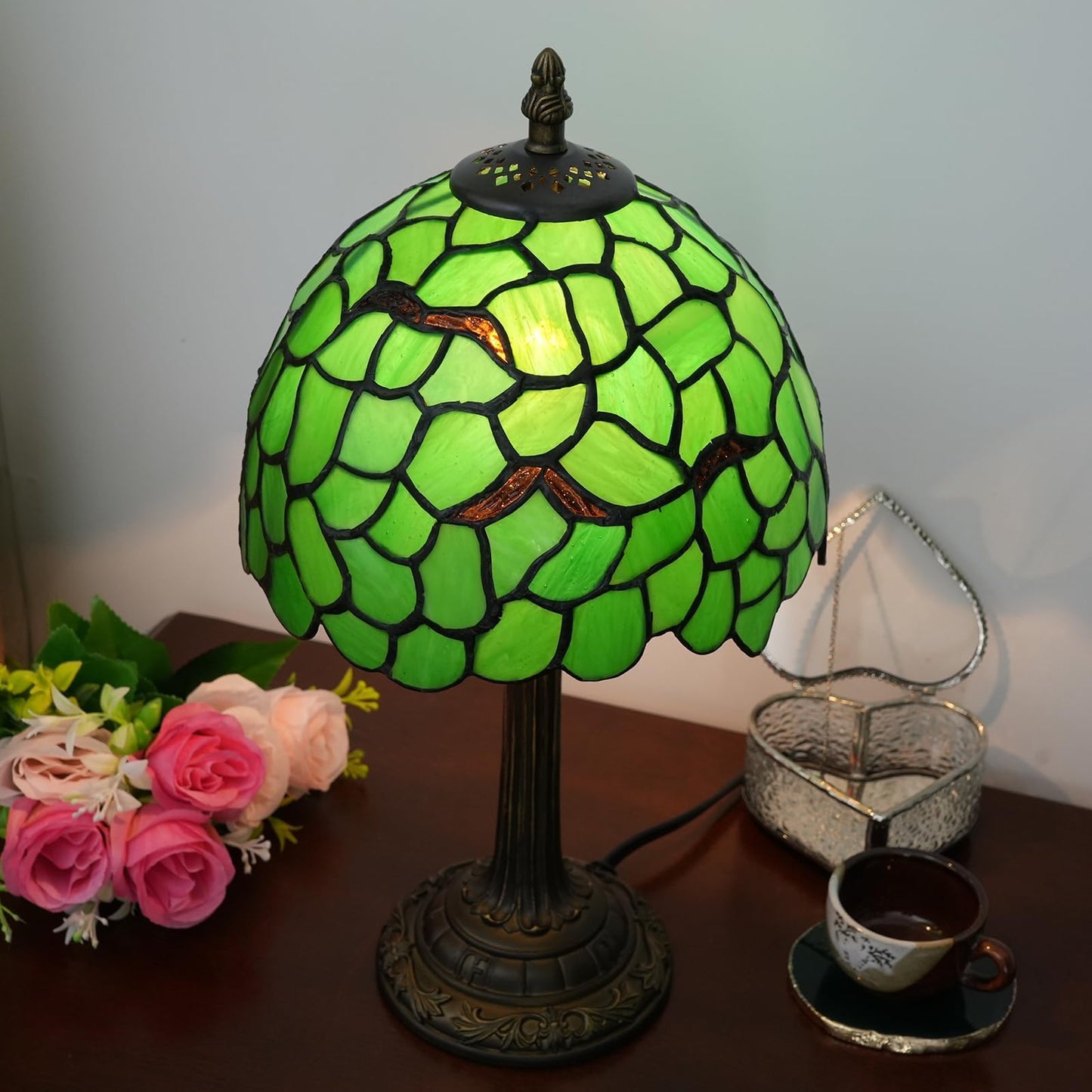 wecrejoni Tiffany Lamp Stained Glass Table Lamp 8X8X14 Inches Desk Reading Light Decor Beside Bedroom Living Room Home (H-1056- Green Leaf)
