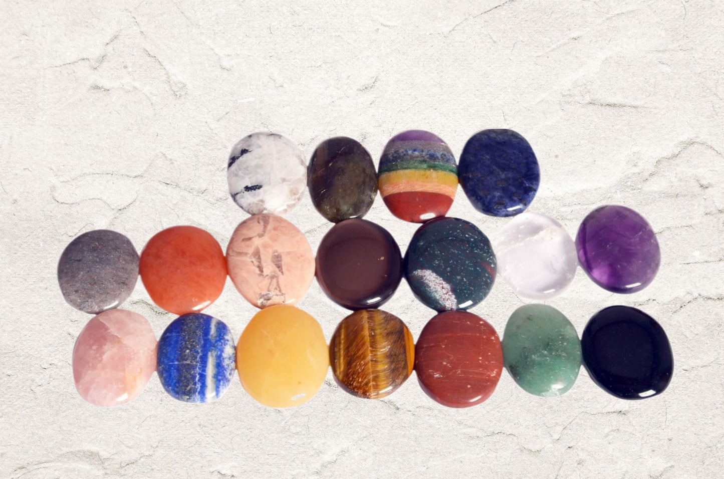 GEMSCITE 16 PC Worry Stones Set Thumb Metaphysical Gemstone Crystal Healing Reiki Men Women Gift FENG Shui Positive Energy Love Wellness Palm Stones Wicca Powerful