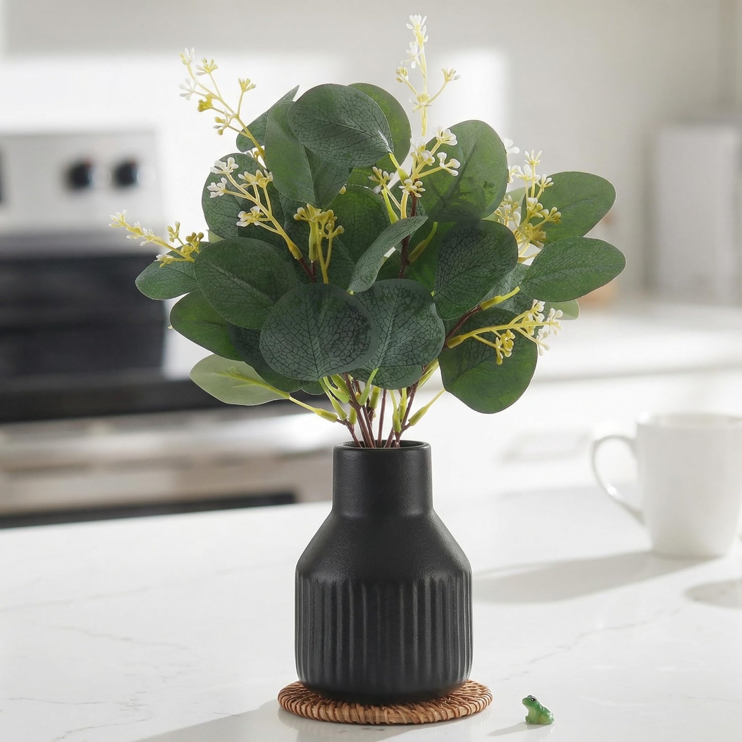 Artificial Eucalyptus Greenery Stems in Ceramic Vase,10Pcs Fake Plants Eucalyptus Leaves faux Plants for Centerpiece Table Decorations Home Room Decor office desk decor Greenery Decor indoor (Black)