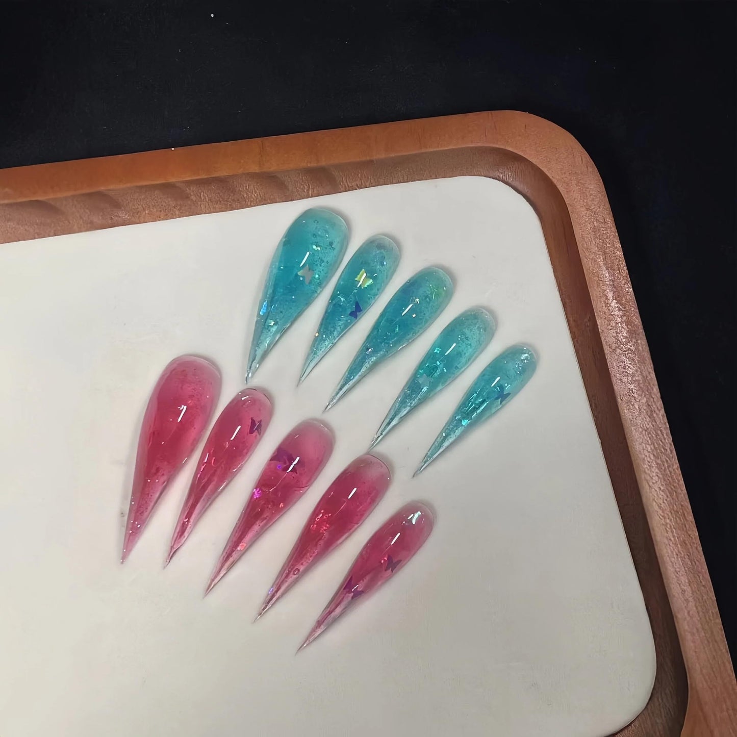 LOHAS Home Cool Style Wearable Nails Dragon Claw Press-on Nails, Crystal Red Blue, M