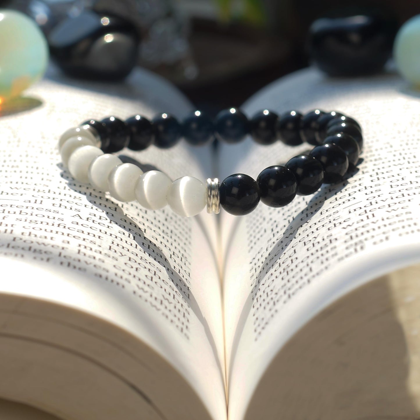 Black Obsidian & White Selenite Agate Bracelet – Chakra Healing Energy Balancing Crystal Bracelet for Protection & Mindfulness Gift