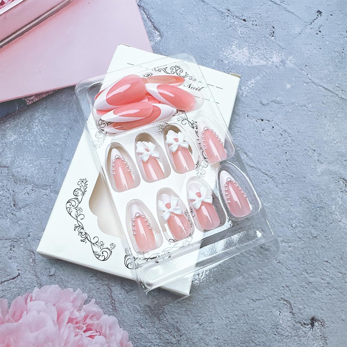 FDSQHSA 24 Pcs White French Tip Press on Nails Short Almond Gel False Nails with Pearl Designs Bow, Full Cover Stick on Nails for Women And Girl