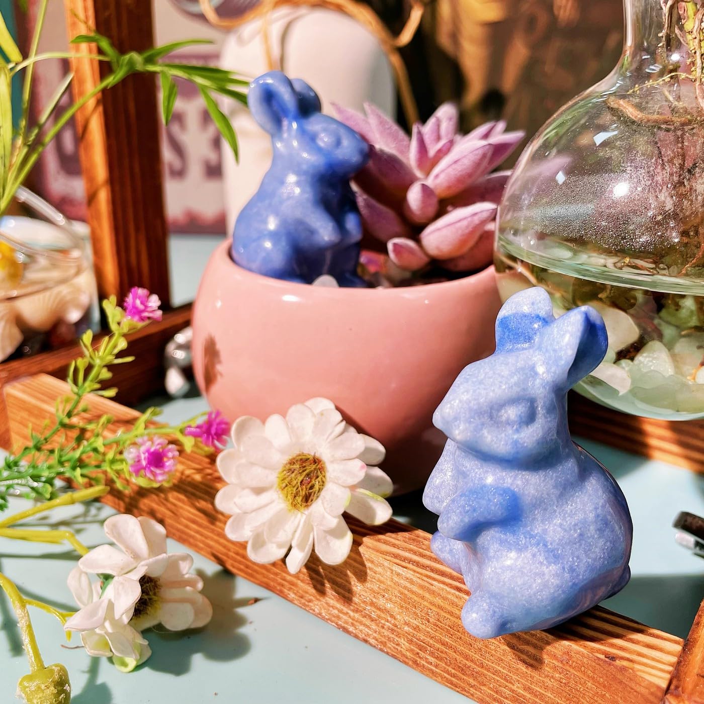 DUQGUHO Black Obsidian Bunny Decor Crystals Rabbit Statue Pocket Polished Natural Gemstone Crystals Figurines for Easter Decoration Office Room Desk Decor 1.5’’ Gifts for Women 1PC