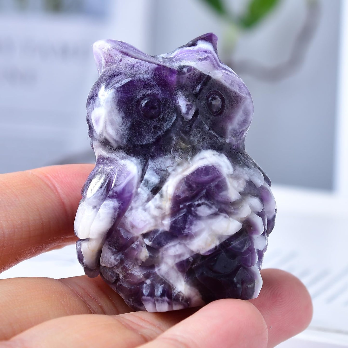 Ytbeoxk 1.9 Inch Amethyst Owl Statue Owl Figurine Home Decor, Healing Crystal Cute Decor Figurines, Hand-Carved Gemstones, Bedroom Office Spiritual Gift
