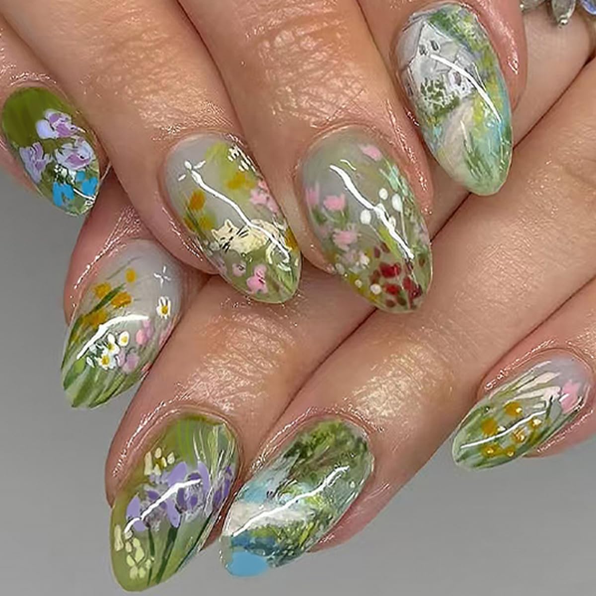 Short Press on Nails Oval - Green with Flower Design, Oil Painting Style Full Cover Glossy Fake Nails 24PCS for Women Manicure