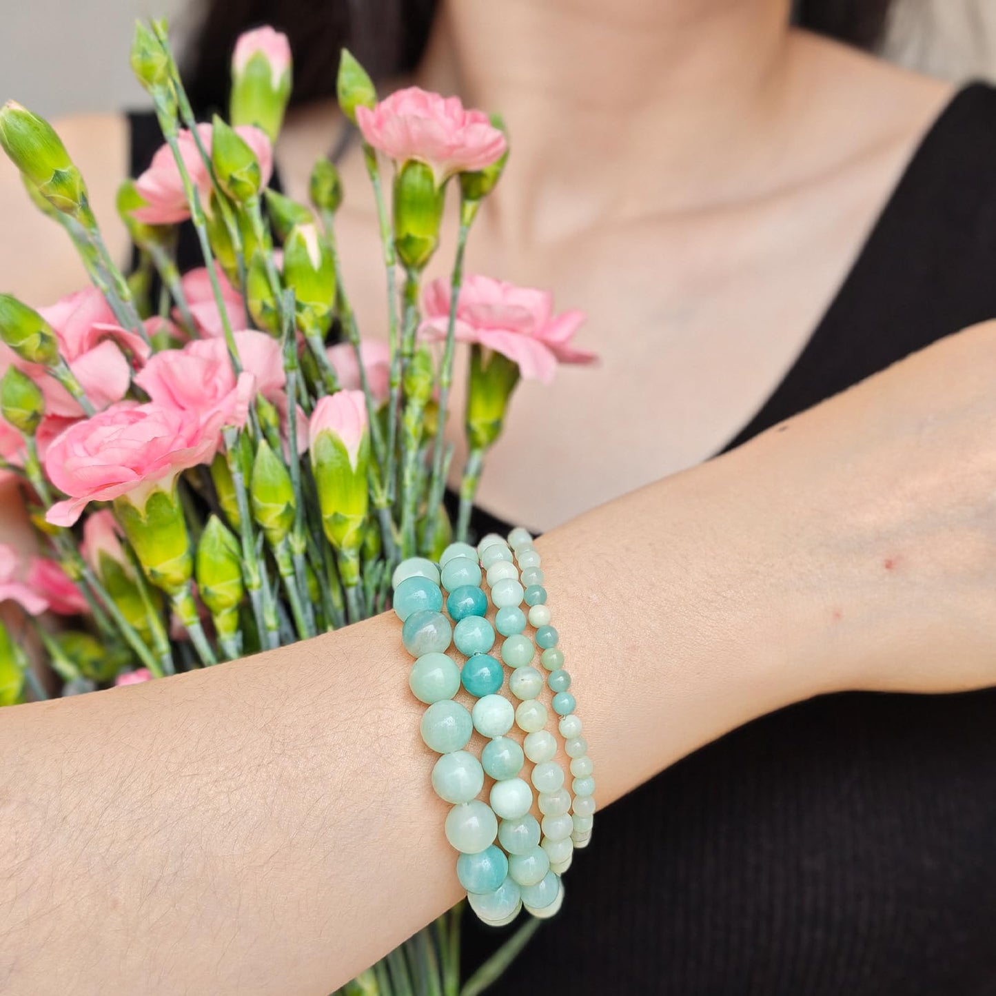 Handmade Natural Gemstone Elastic Bracelet - Healing Crystal Beads Jewelry, Unisex (Amazonite, 8mm)
