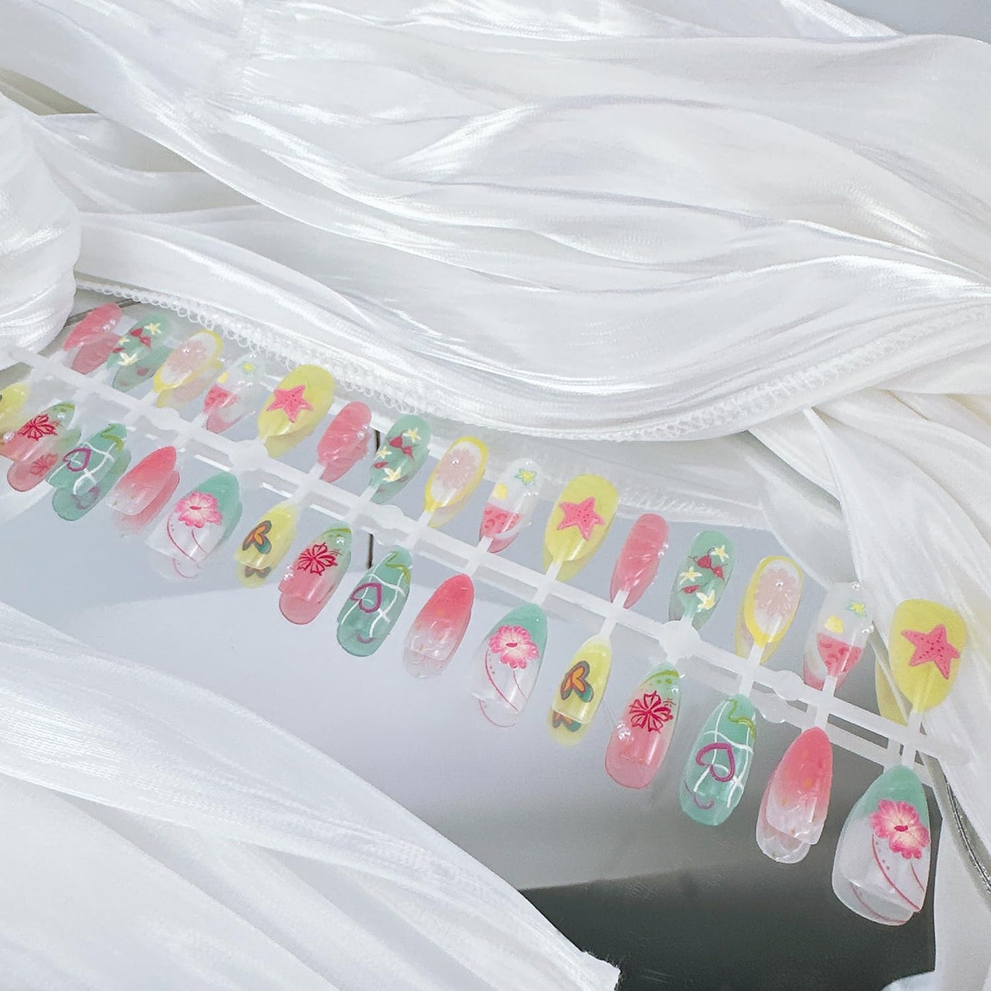 NZRAESTRS 30Pcs Summer Press on Nails Medium Almond Fake Nails with 3D Starfish Designs, 30pcs Beach Press on Nails, 1pc Nail File, 24pcs Nail Jelly Stickers, 1pc Wooden Stick
