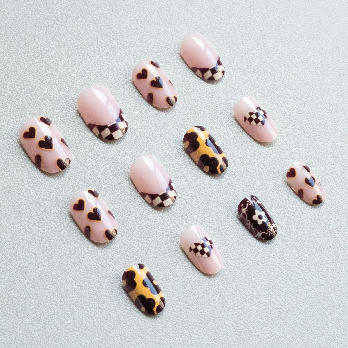 Brown Press on Nails Medium Oval Fake Nails French Tip Nails Press ons with Flower, Checkered Heart Design,Cute Reusable Artificial Nail Full Cover Stick on Nails for Women Manicure 24Pcs