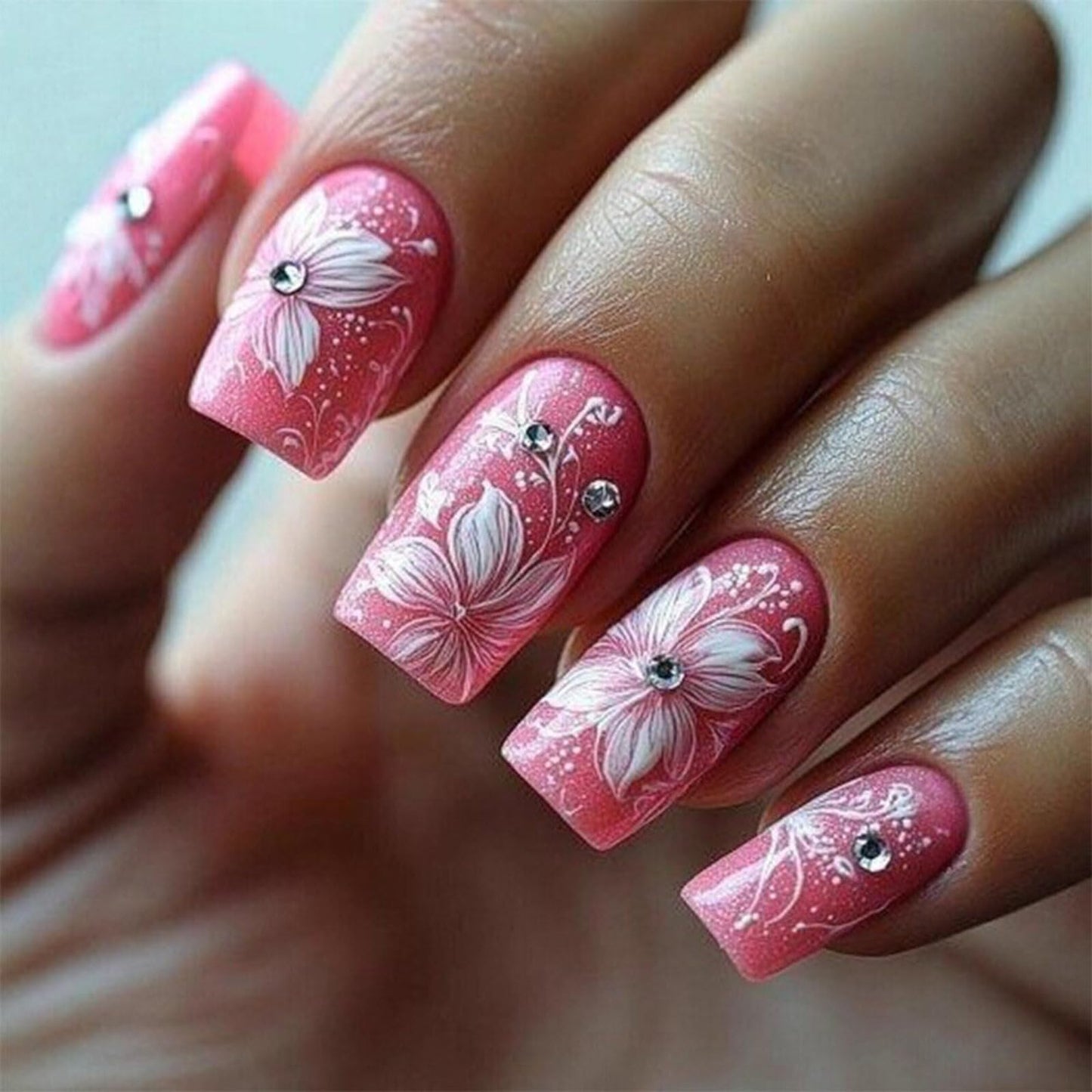 Medium Square Nails Pink Base White Floral Patterns White Naked Diamond Small Decorations Glossy Surface False Nails Designs Fashion Style Manicure Artificial Nails Spring Vibe 24 Pcs