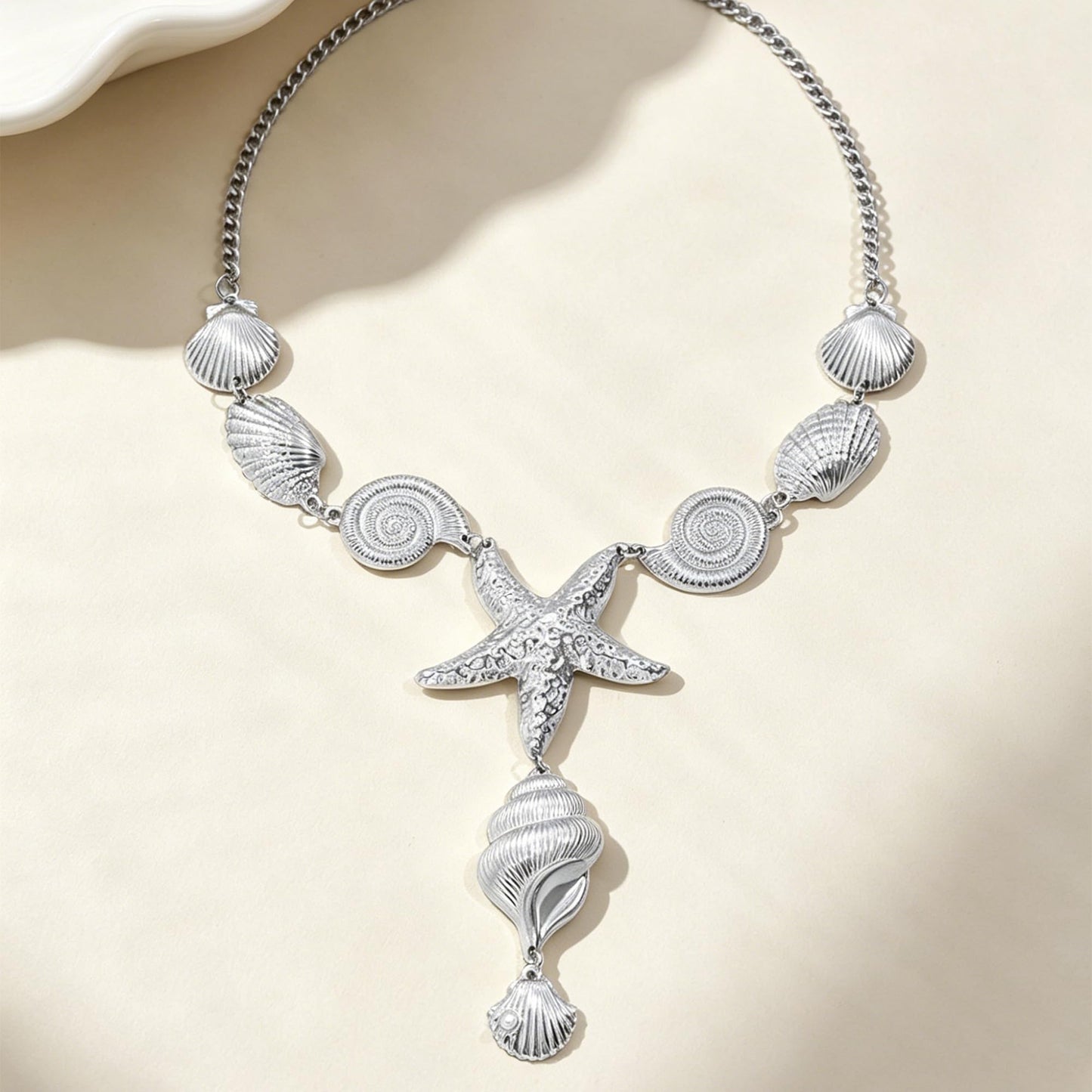 DEVINOTE Starfish Seashell Necklaces for Women Boho Large Seashell Conch Pendant Y-Shaped Necklace Summer Beach Statement Holiday Party Present Jewelry