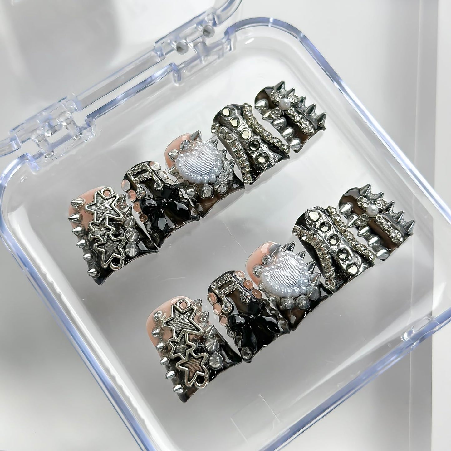 Luxury Press on Nails Short Duck Handmade 3D Unique Reusable ABS Material Fake Nails Black French Tip False Nails with Designs Stars Rhinestones Heart Glossy Glue on Nail Thick Acrylic Nail(S)
