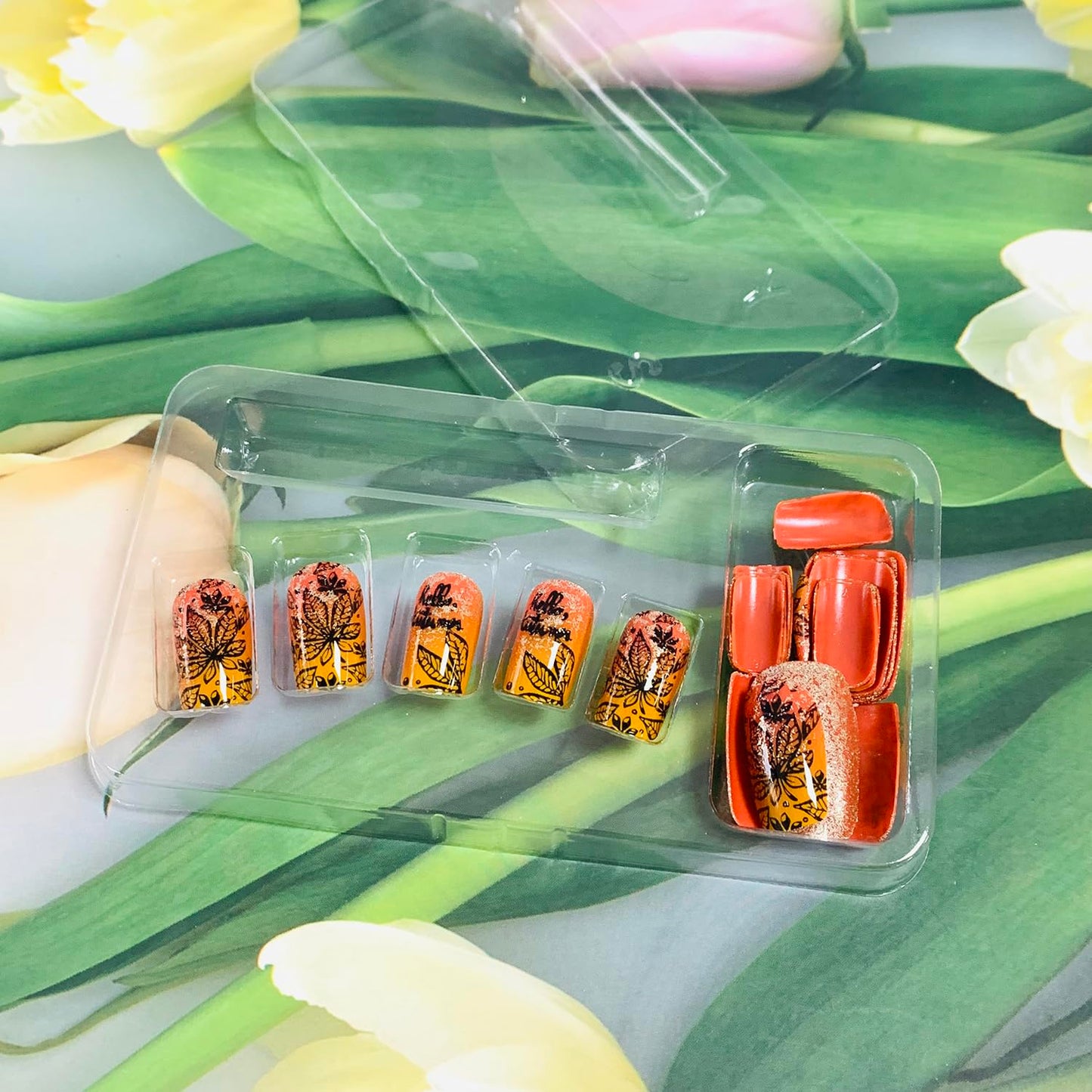 EYZOTSF Thanksgiving Press on Short Square Nails Acrylic Fall False Nails with Maple Leaf Designs Artificial Autumn Leaves Square Fake Nails Holiday Glue Stick ons Fingernails for Women(YS693)