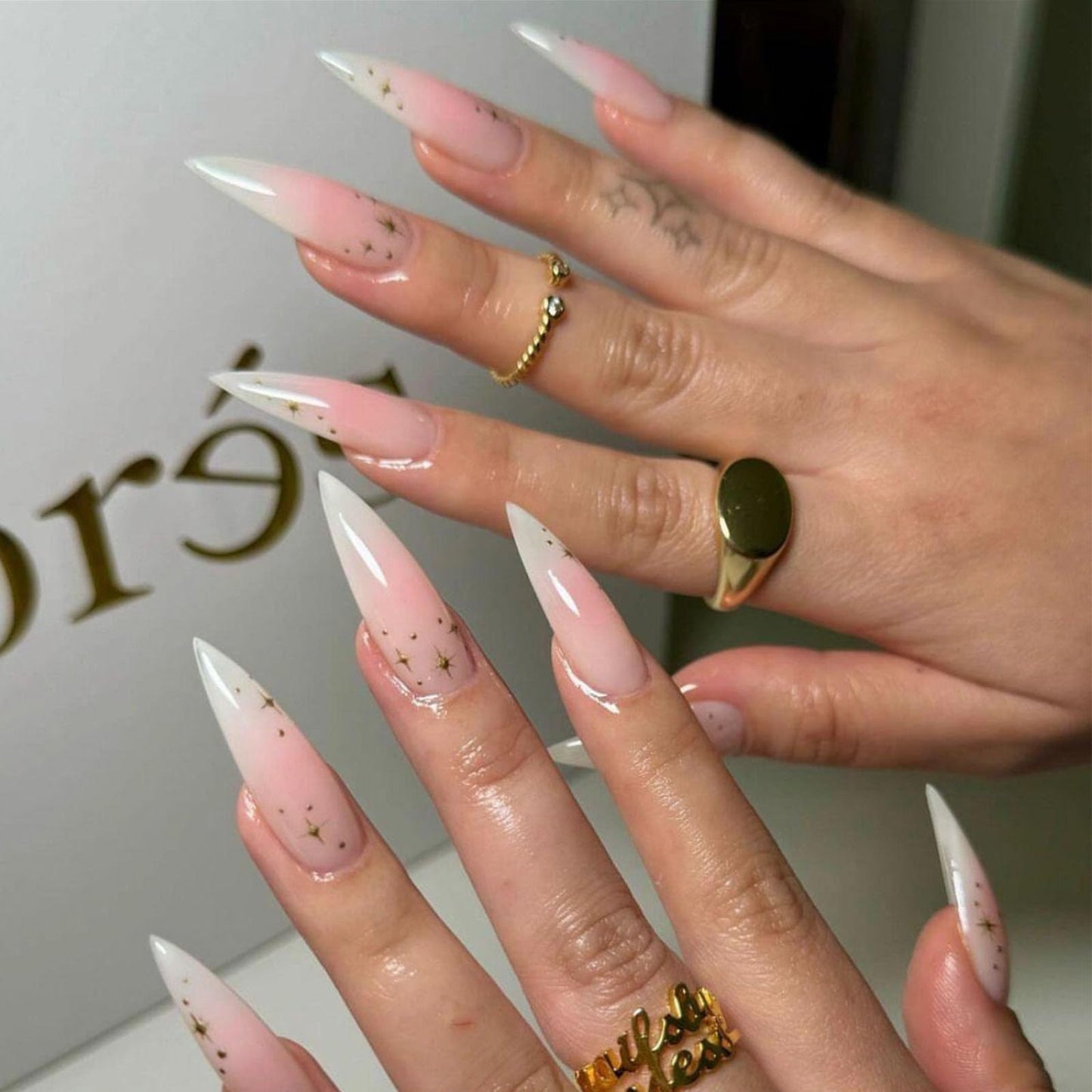 IMRAIN Press on Nails Long Stiletto Fake Nails Nude Pink Ombre Glossy Glue on Nails Full Cover Nature Artificial Gel Stick on False Nails for Women 24Pcs