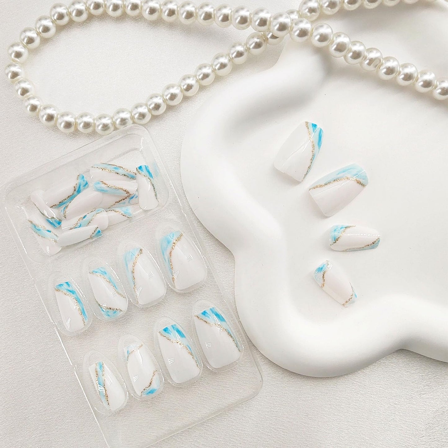 Press On Nails - Short Coffin False Nails with Glitter Designs, Glossy Finish, Blue & White, 24 Pcs