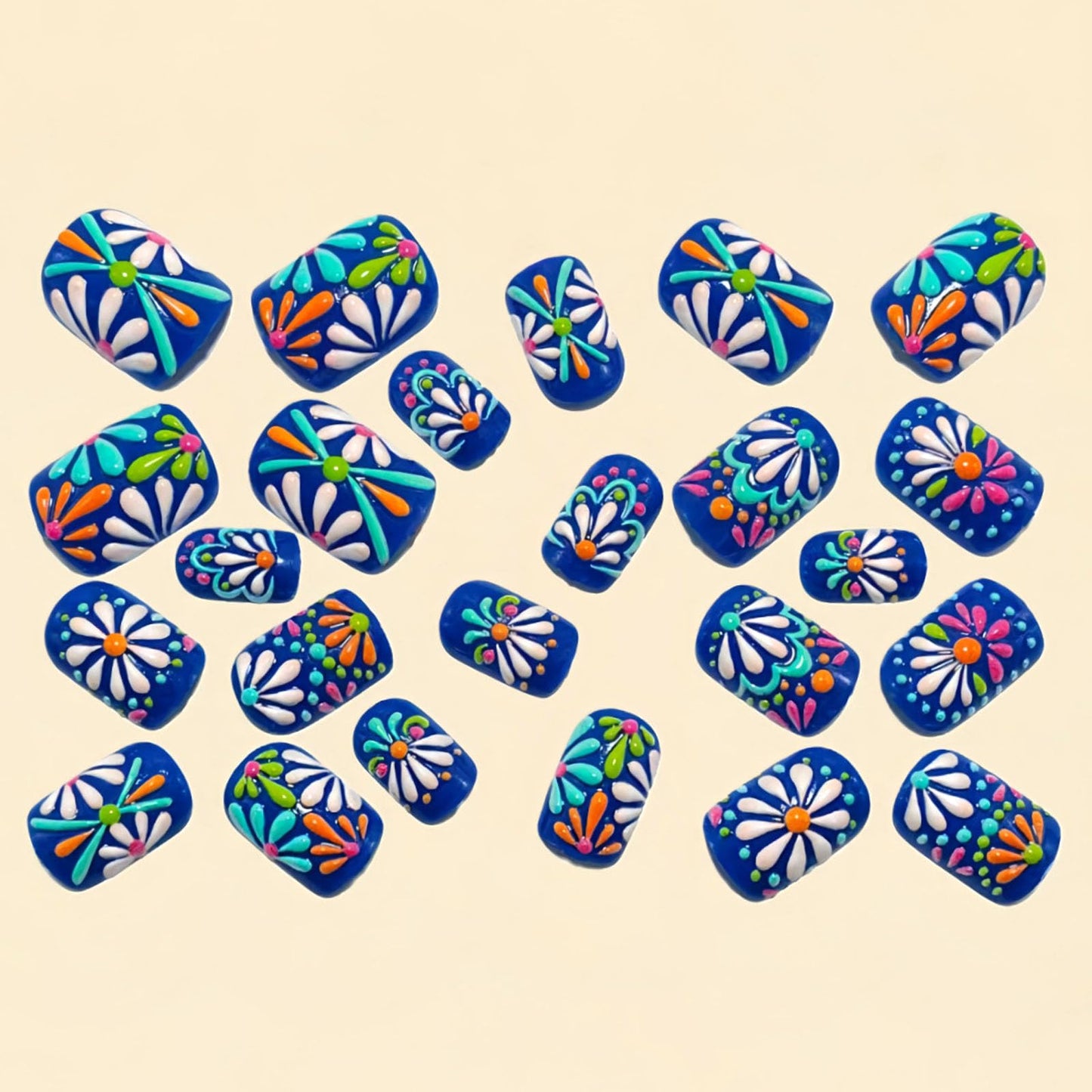 24Pcs 3D Flower Press on Nails Short, Square Fake Nails Press ons with Daisy Designs Blue False Nail Spring Summer Glue on Nail, Floral for Women Manicure Art Set