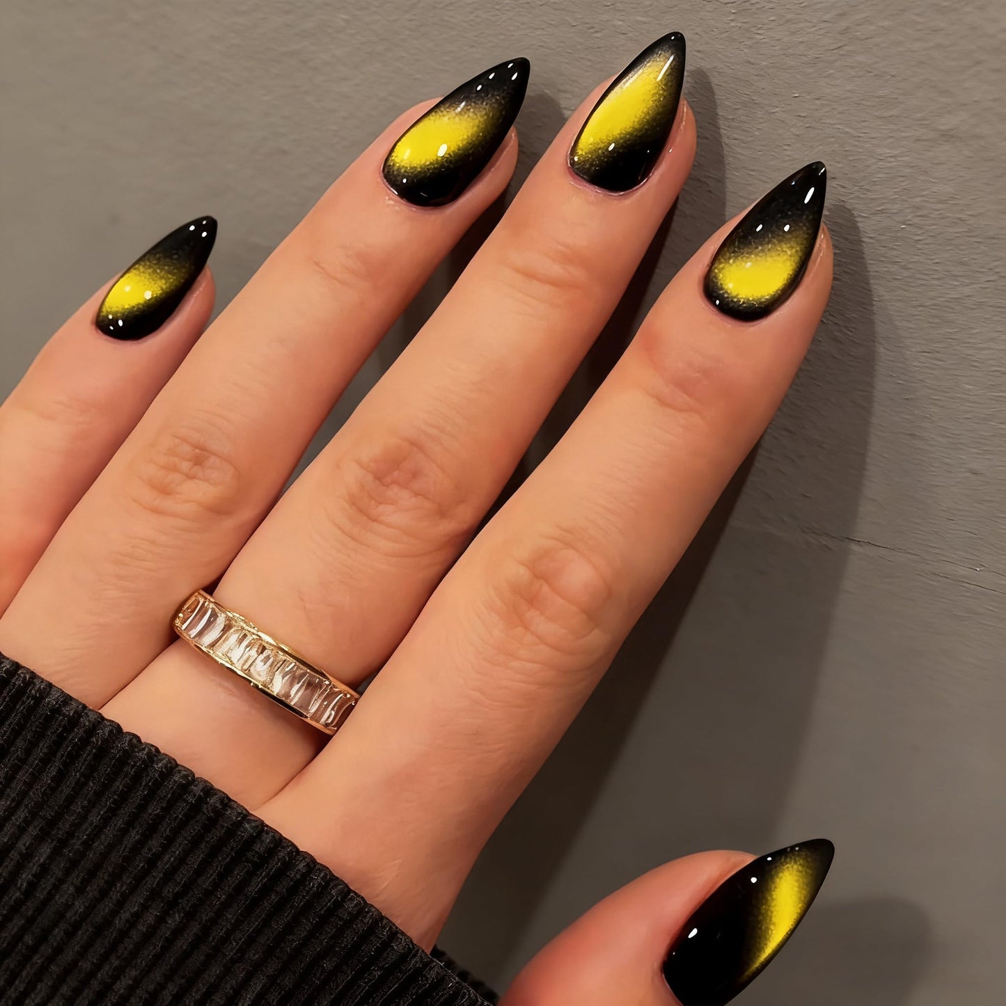 KQueenest Cat Eye Press On Nails Almond - Dark Gold Press On Nails Medium Stiletto, 30 Pcs 15 Sizes Glitter Fake Nails Press ons Black, Upgrade Thick Quality, Reusable Glue on Nail for Women Party
