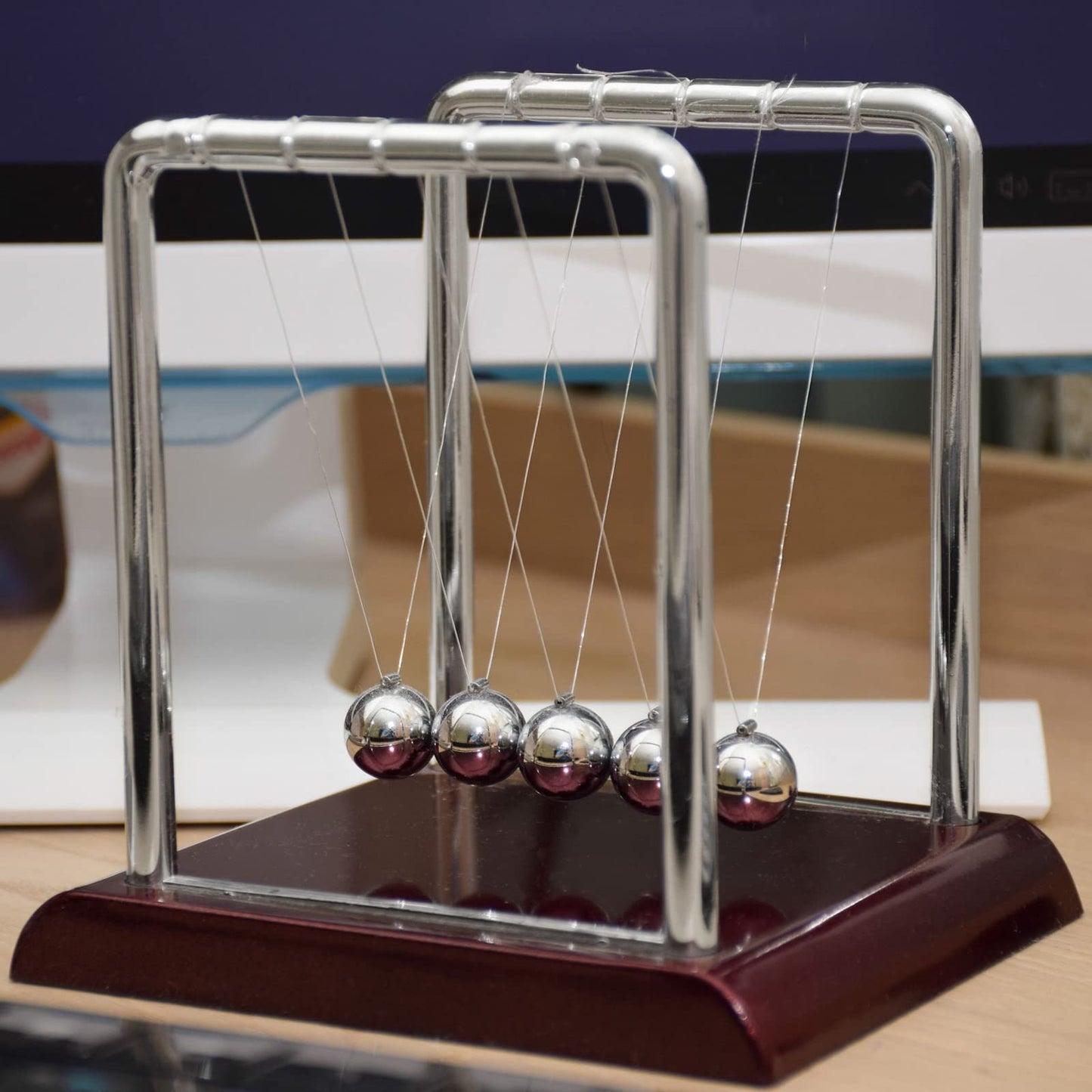 Juvale Newtons Cradle Pendulum - 7 x 6 x 7 in, Silver Stainless Steel - Desk Decor & Office Decor for Men - Stress Relief Desk Toy - Science Teacher Gift & Physics Toy