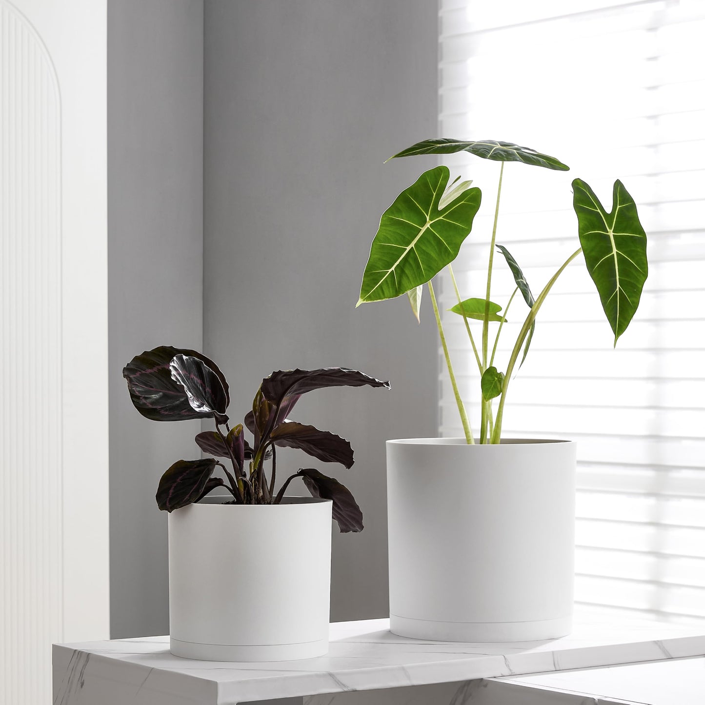 FaithLand 12-Inch Large Modern Cylinder Planter, Thick-Walled Plastic Plant Pot with Drainage Holes and Detachable Saucer, Matte White, Ideal for Indoor & Outdoor Plants Flowers