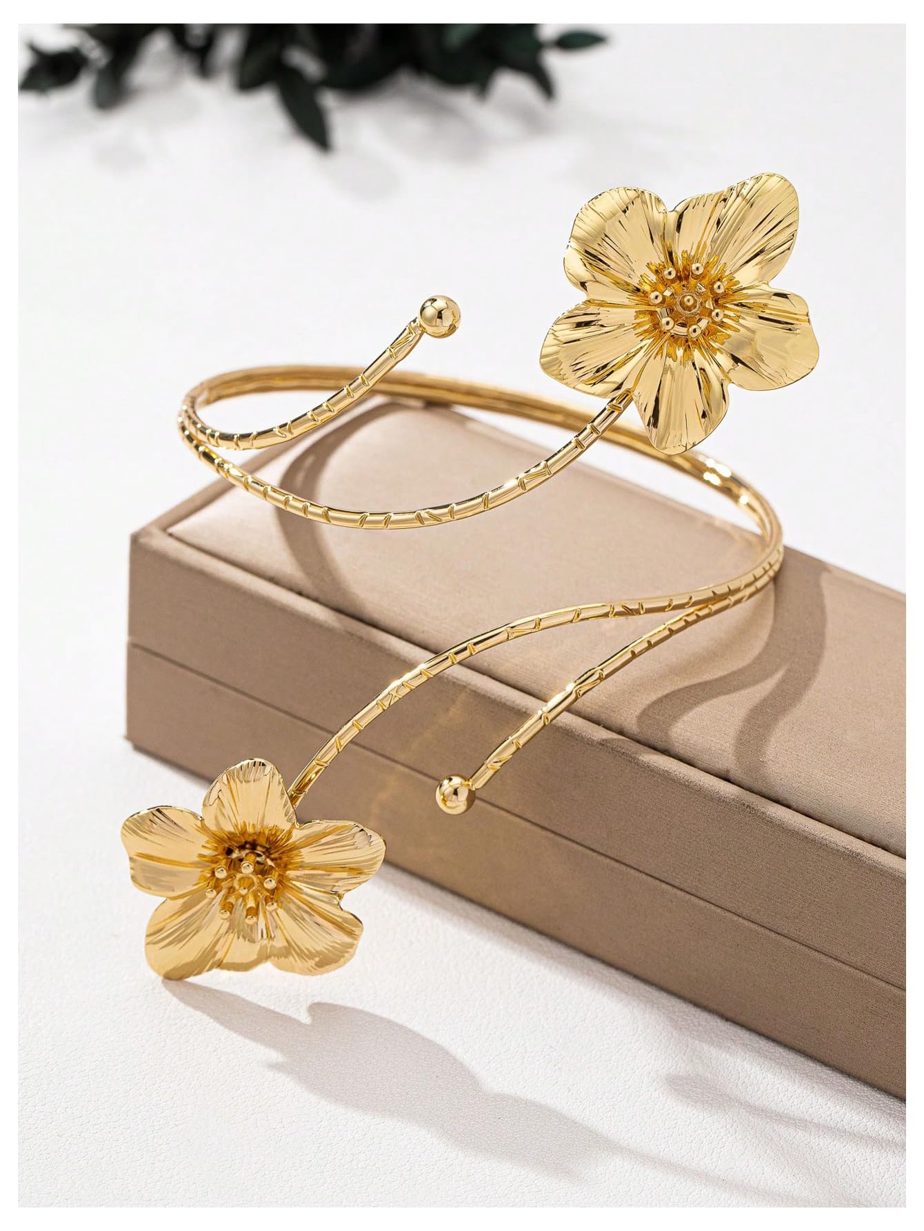 MakeMeChic Beach Gold Arm Cuff Jewelry for Women Bangle Band Armlet Flower Upper Arm Cuff Bracelet Summer Beach Essentials Gold Floral One-Size